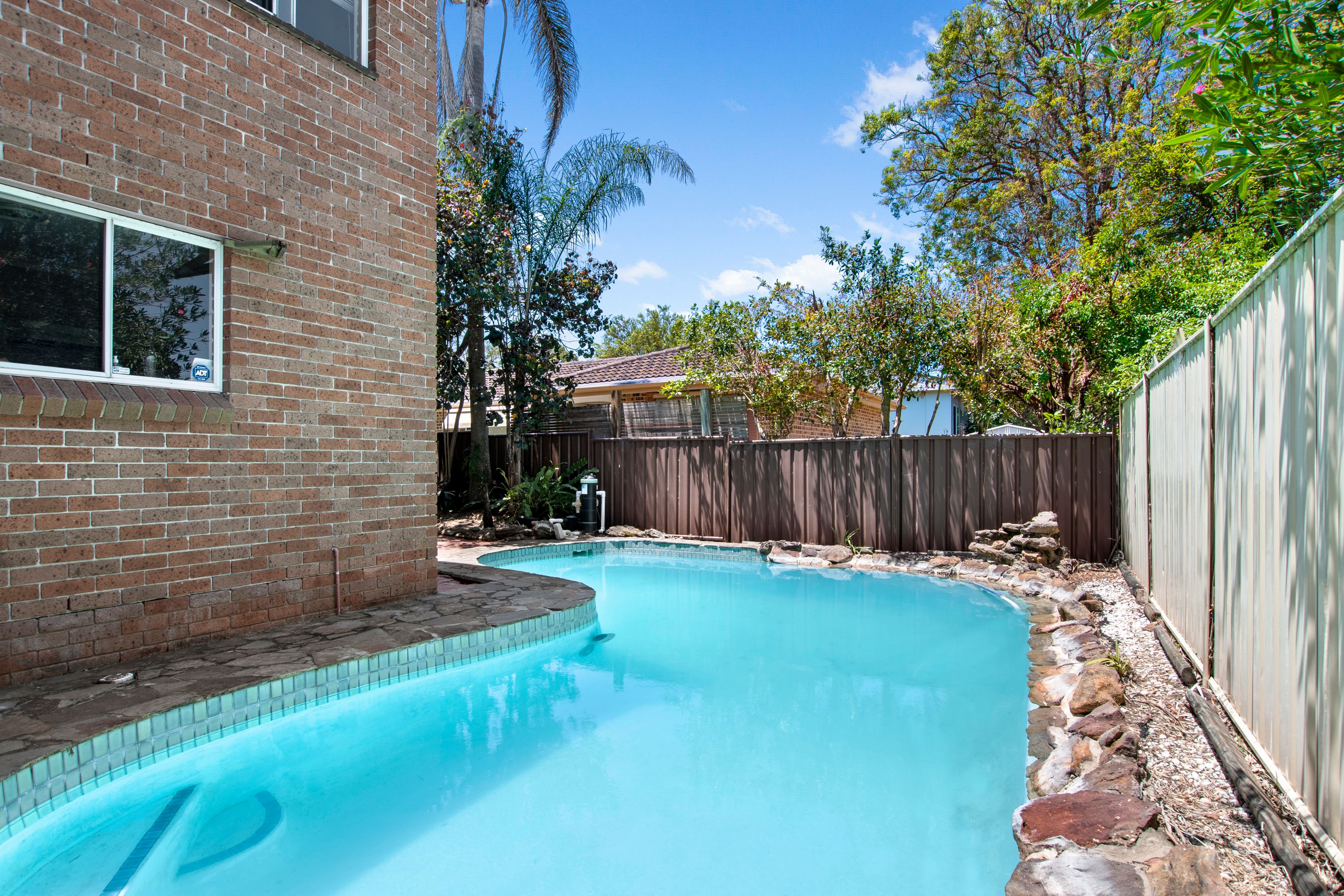 4/14 Picnic Parade, Ettalong Beach, NSW 2257 Sold Townhouse Ray