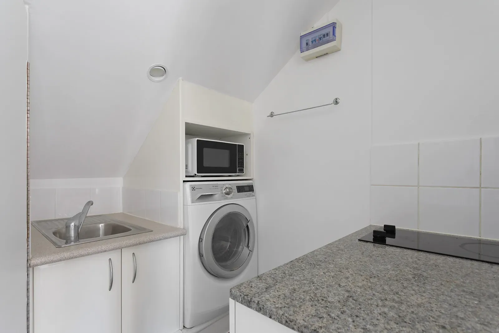 1-3/30 Francis Street — photo 6 of 15