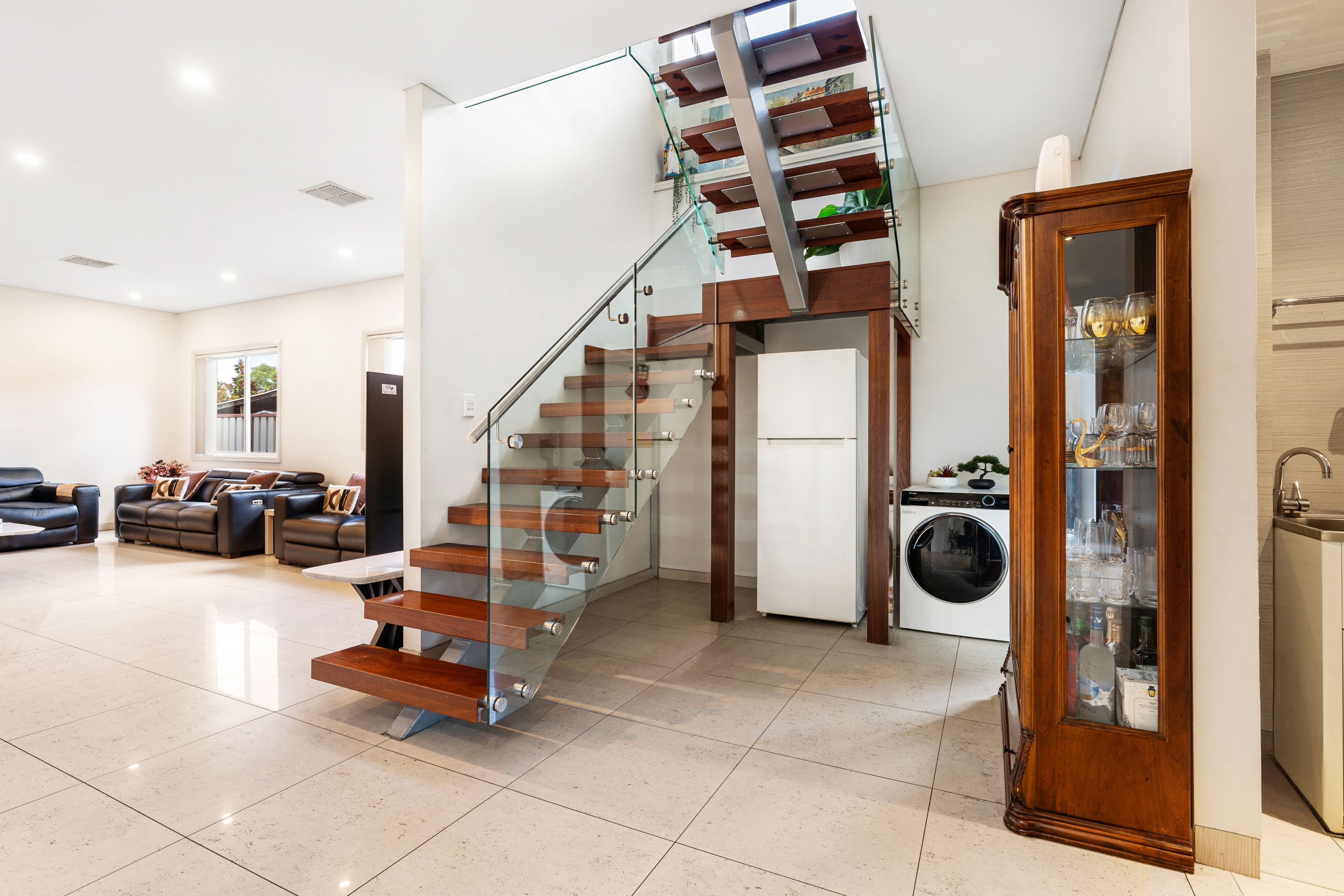 26 Cobbett Street — photo 6 of 11