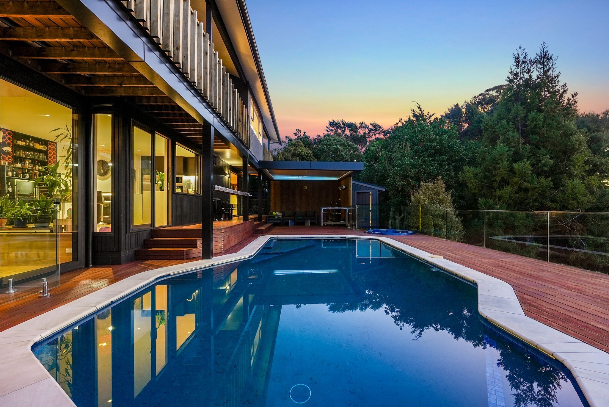 8 Aberdeen Road, Campbells Bay, North Shore City