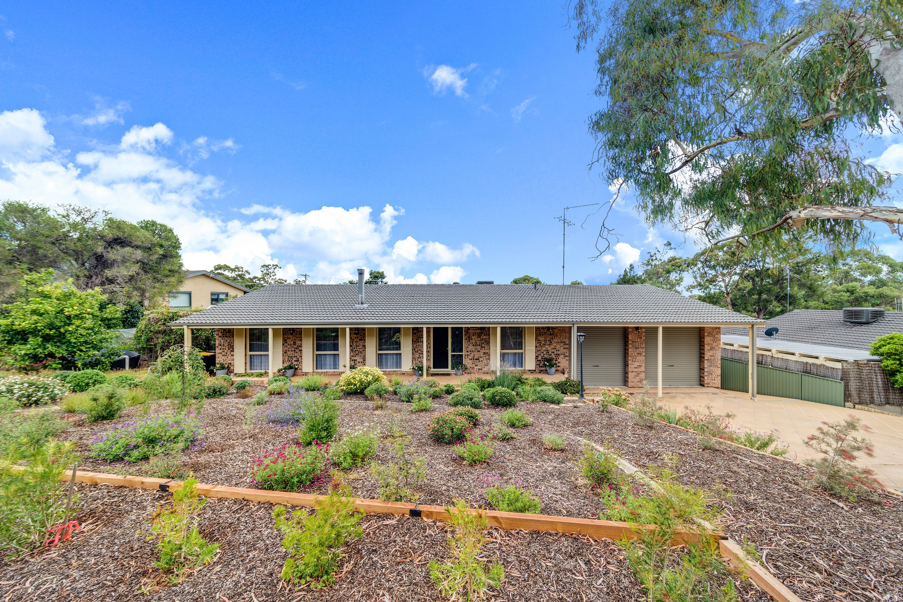 9 Bazley Street, Fraser, ACT 2615