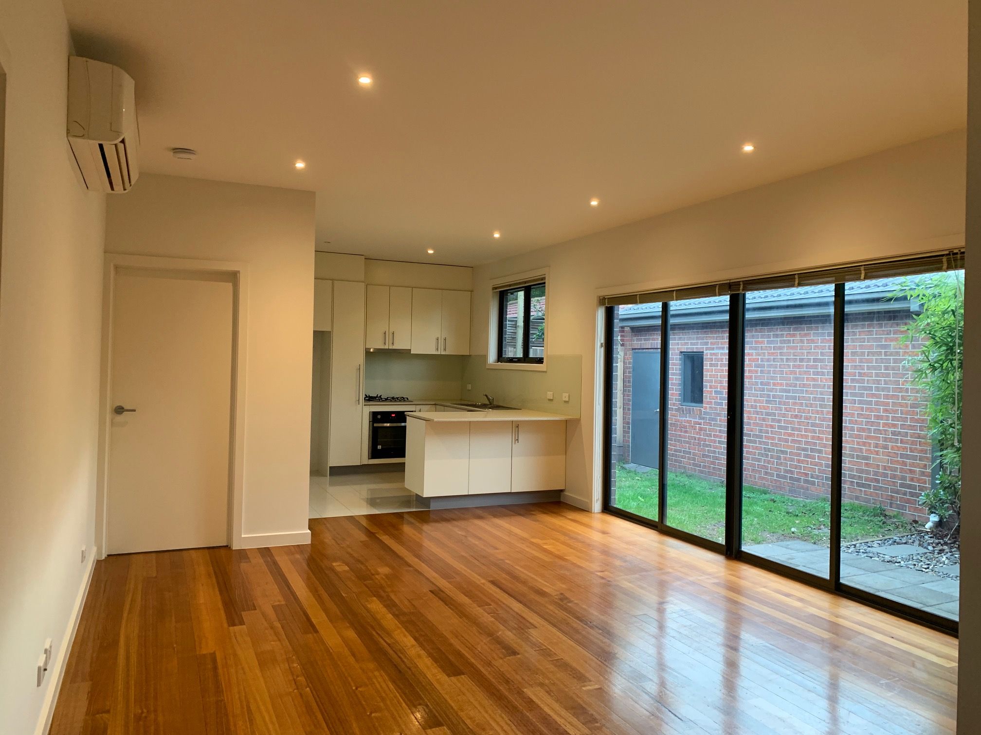 2/50 Tudor Street, Bentleigh East, VIC 3165