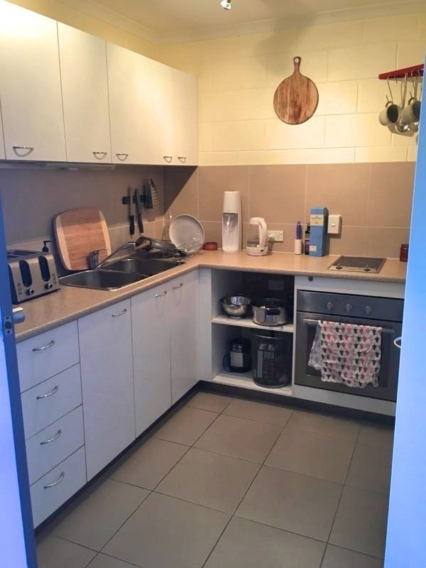 2/11 Bradman Avenue, Maroochydore, QLD 4558