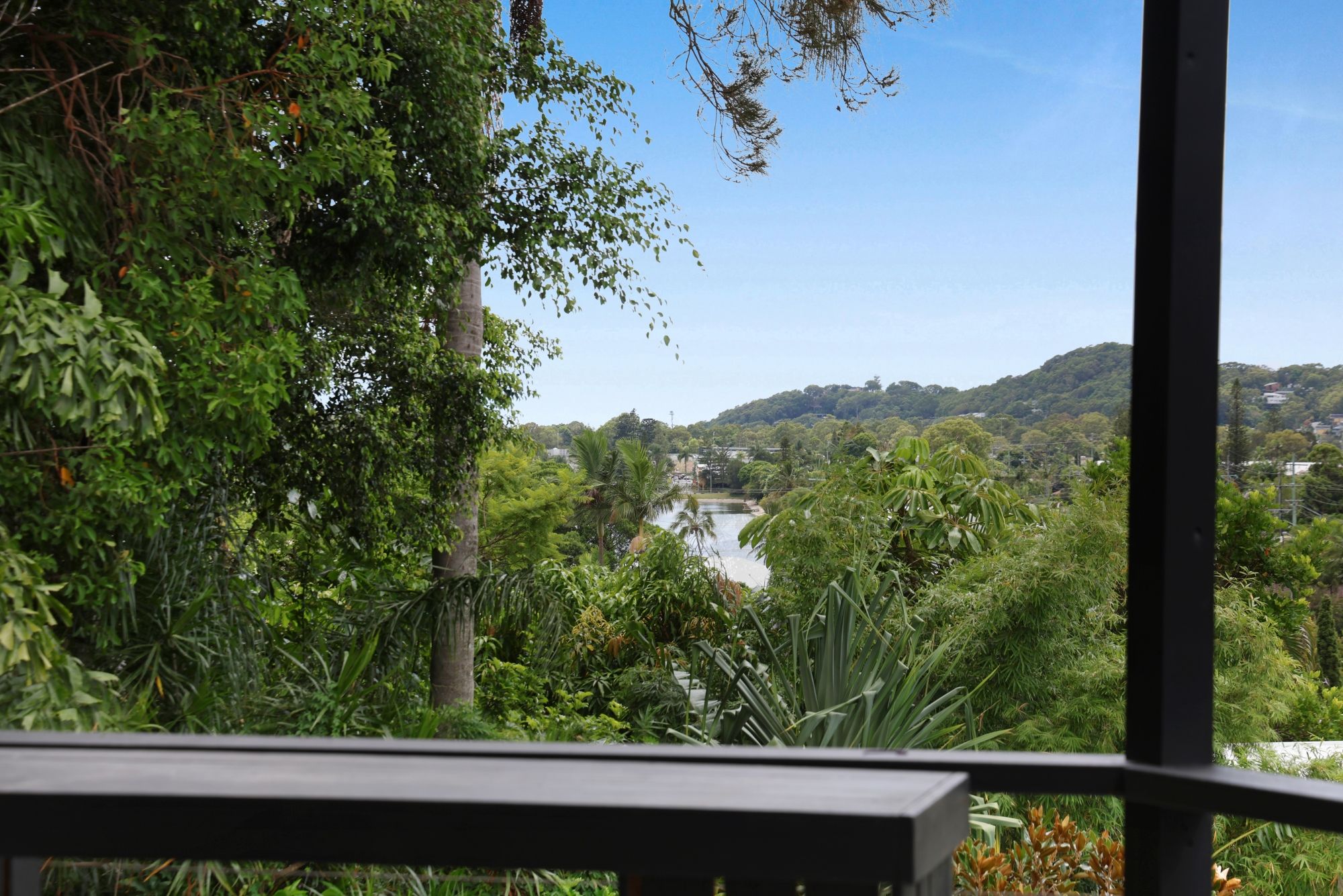 9 Larentia Street, Currumbin Waters, QLD 4223