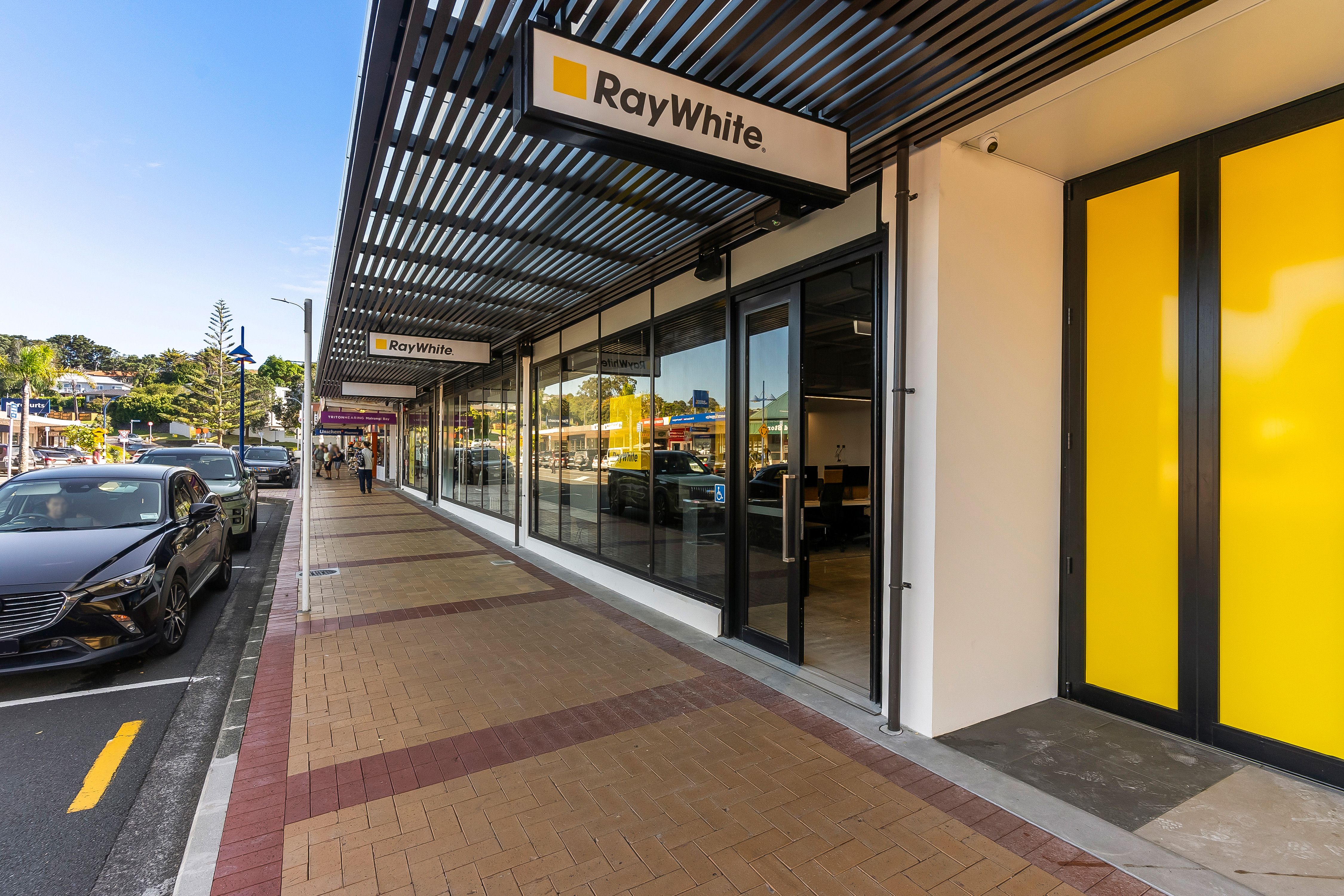 425 Beach Road, Mairangi Bay, North Shore City