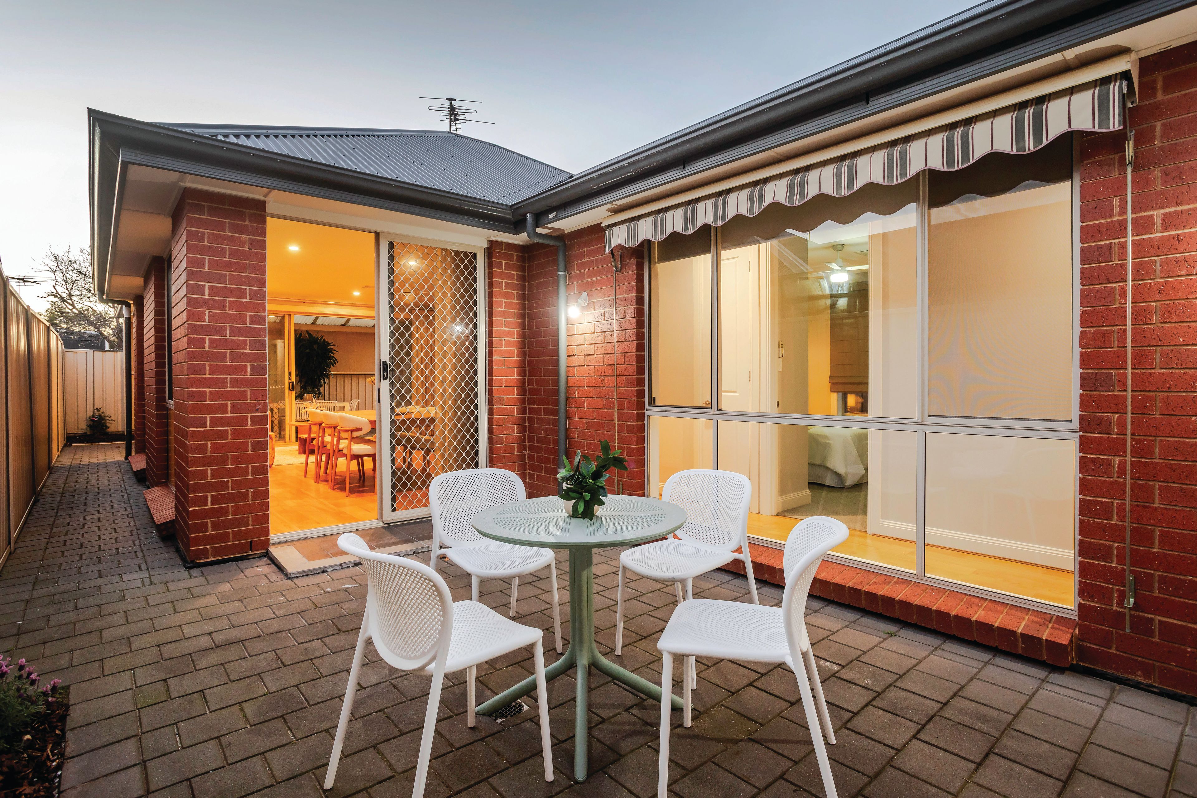 46 Jervois Street — photo 13 of 28