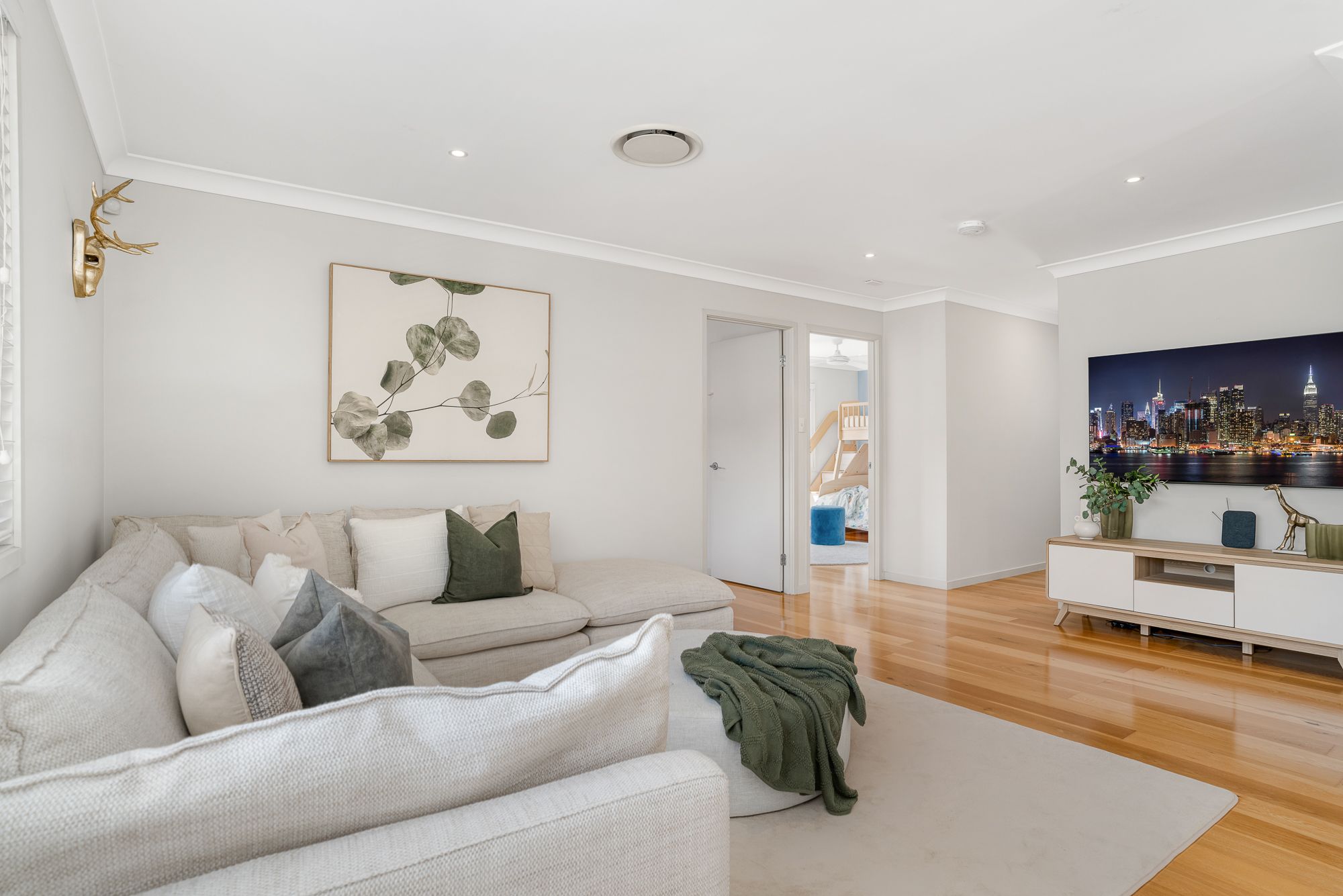 31 Christopher Place — photo 15 of 30