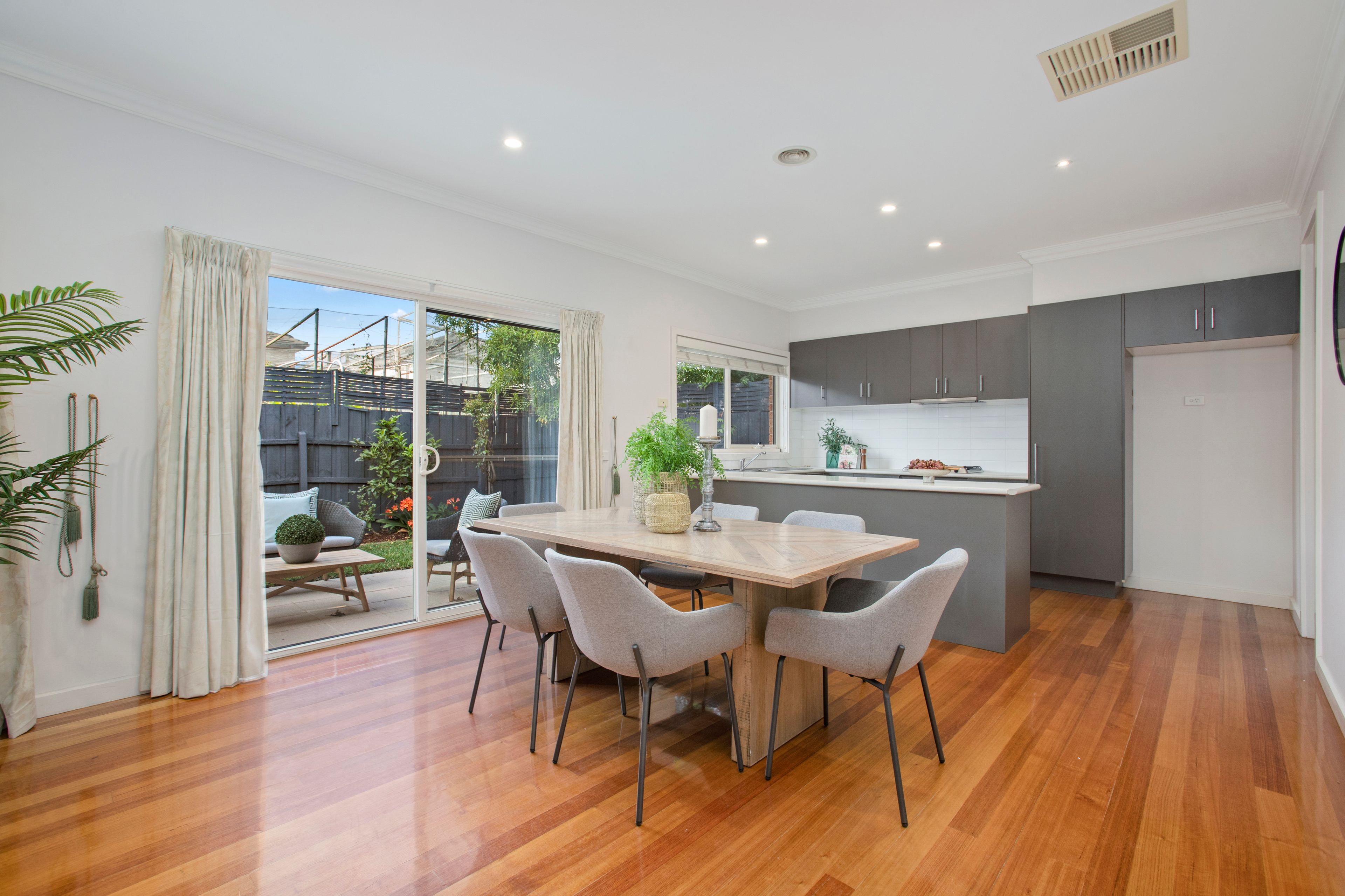 3/8 Glyn Court, Cheltenham, VIC 3192