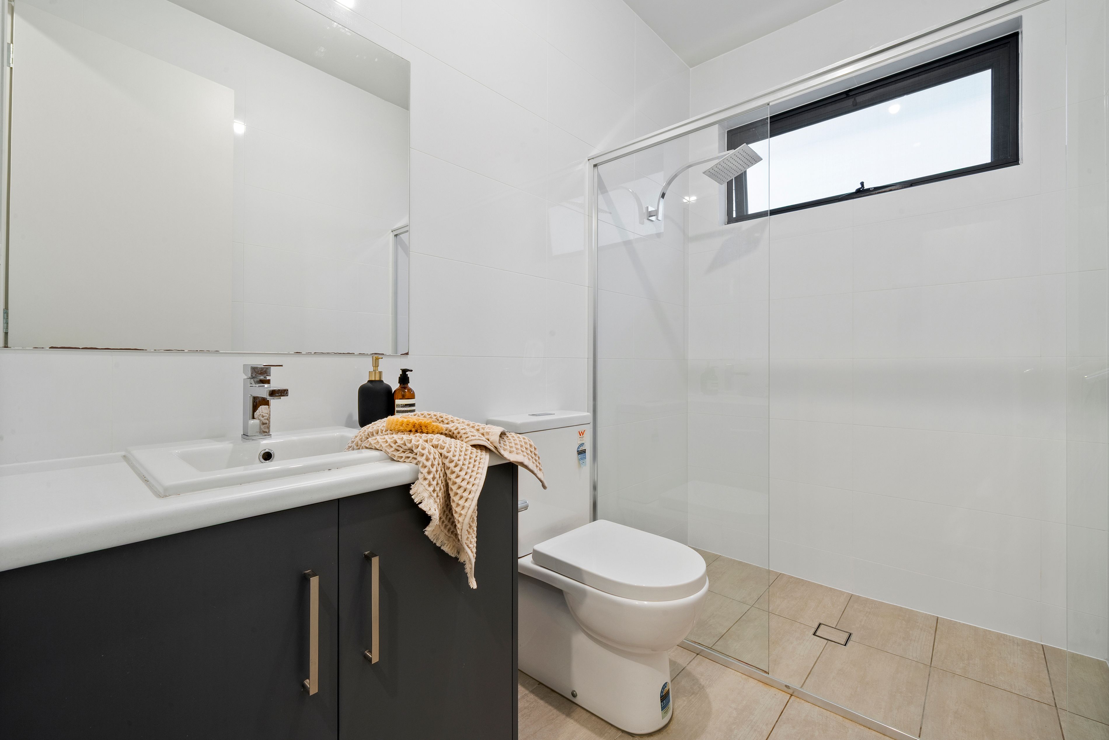 51 Wilpena Avenue — photo 11 of 15