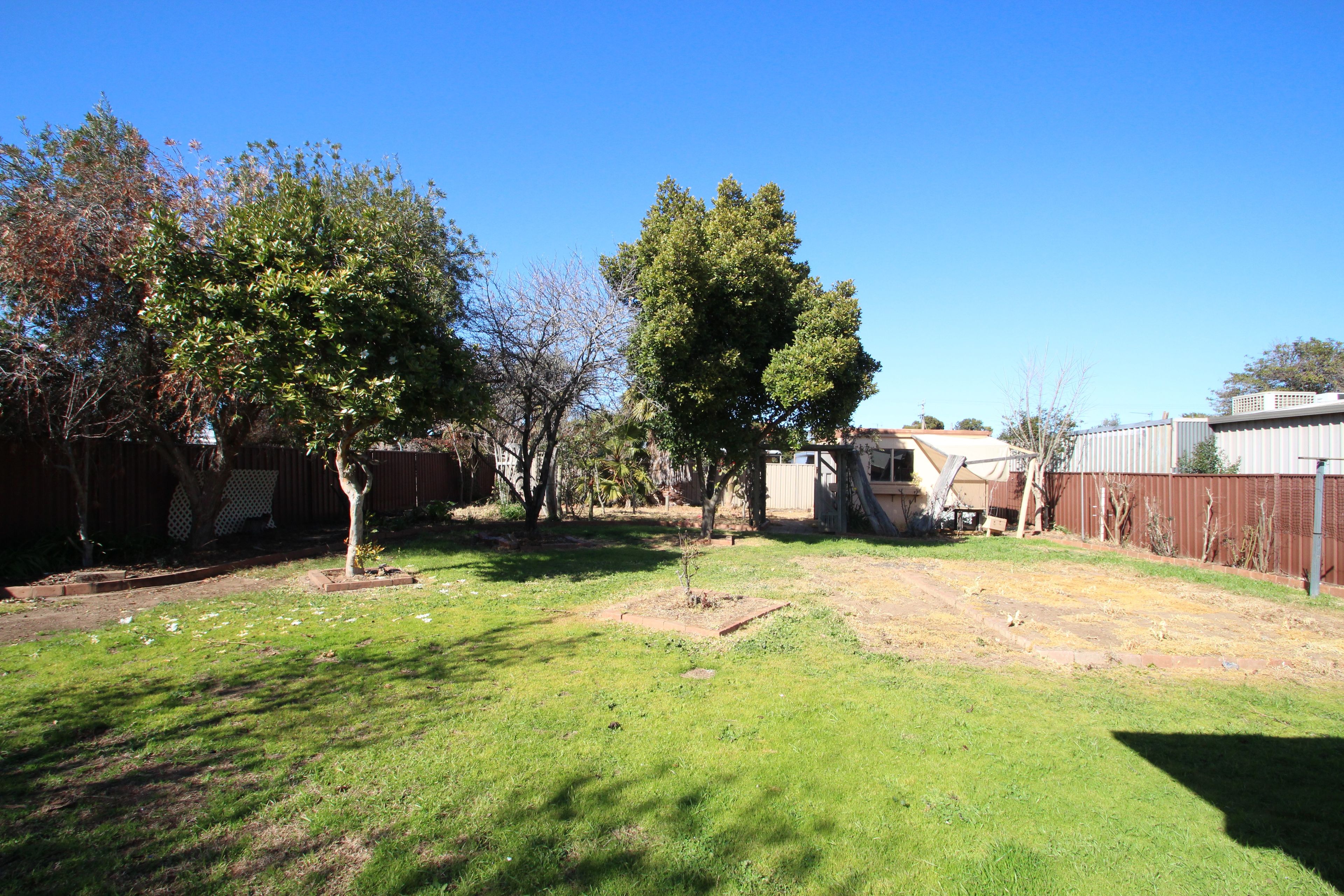 26 Gorton Street — photo 14 of 14