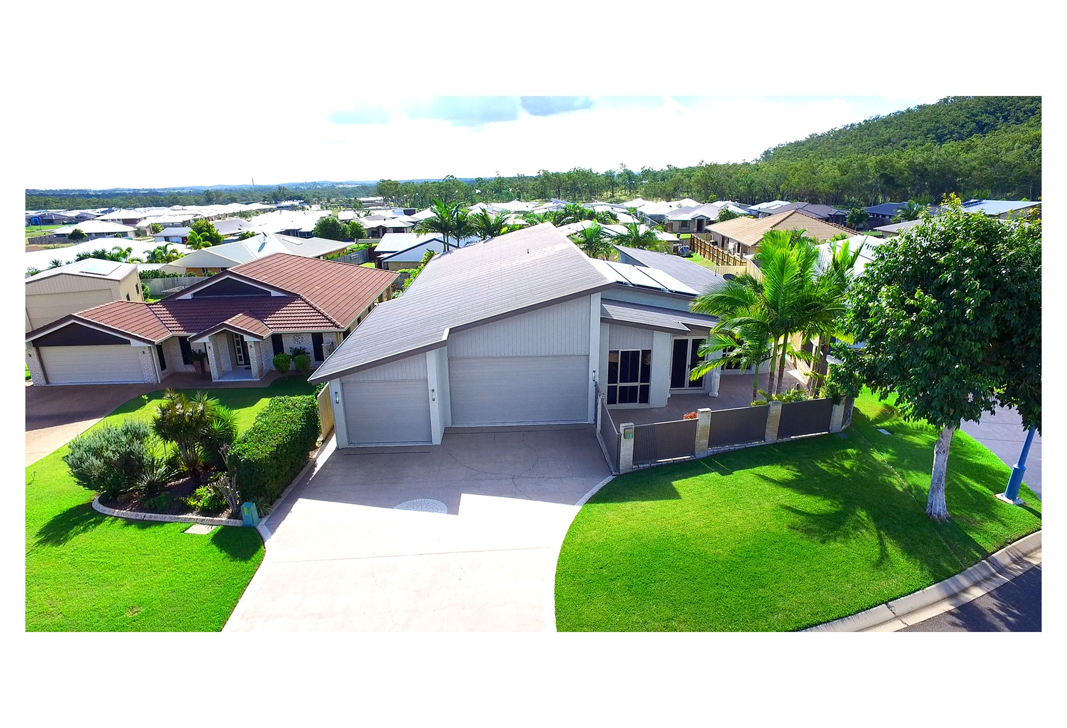 11 Crear Court, Norman Gardens, QLD 4701