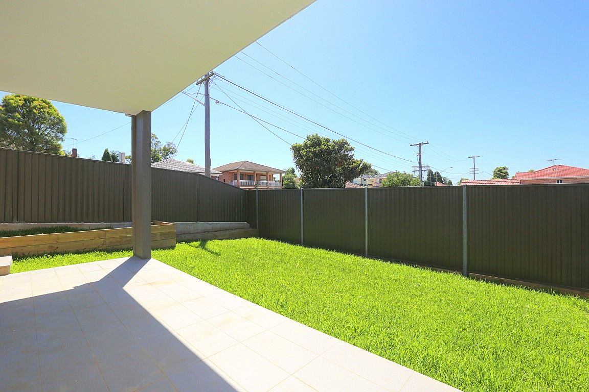 14F Glassop Street — photo 5 of 10