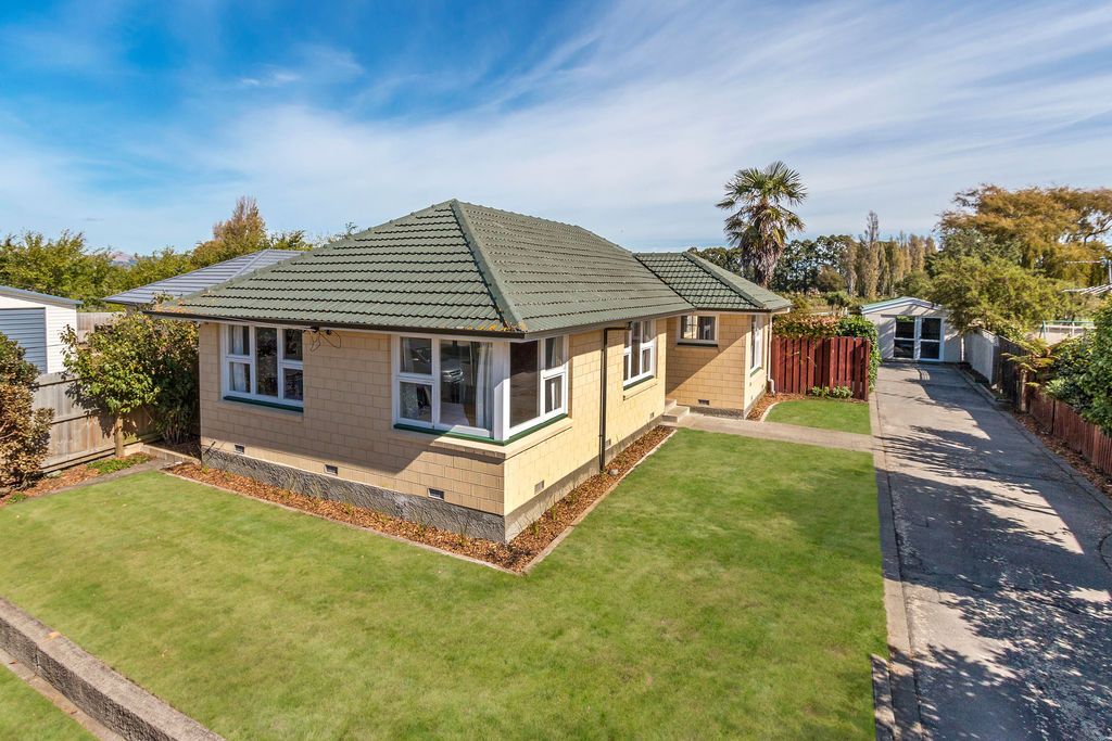 5 Greenhaven Drive, Burwood, Christchurch City