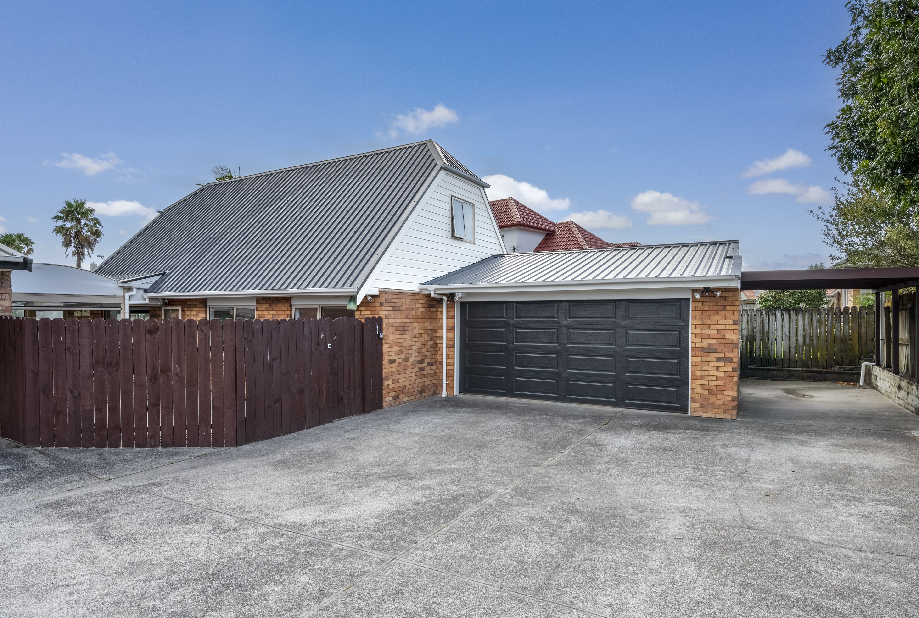 2/17 Daria Place, Northpark, Manukau City