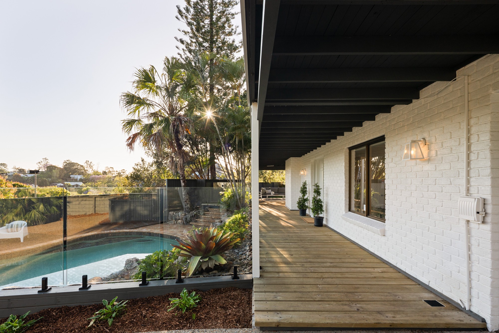 8 Gilia Court, Indooroopilly, QLD 4068