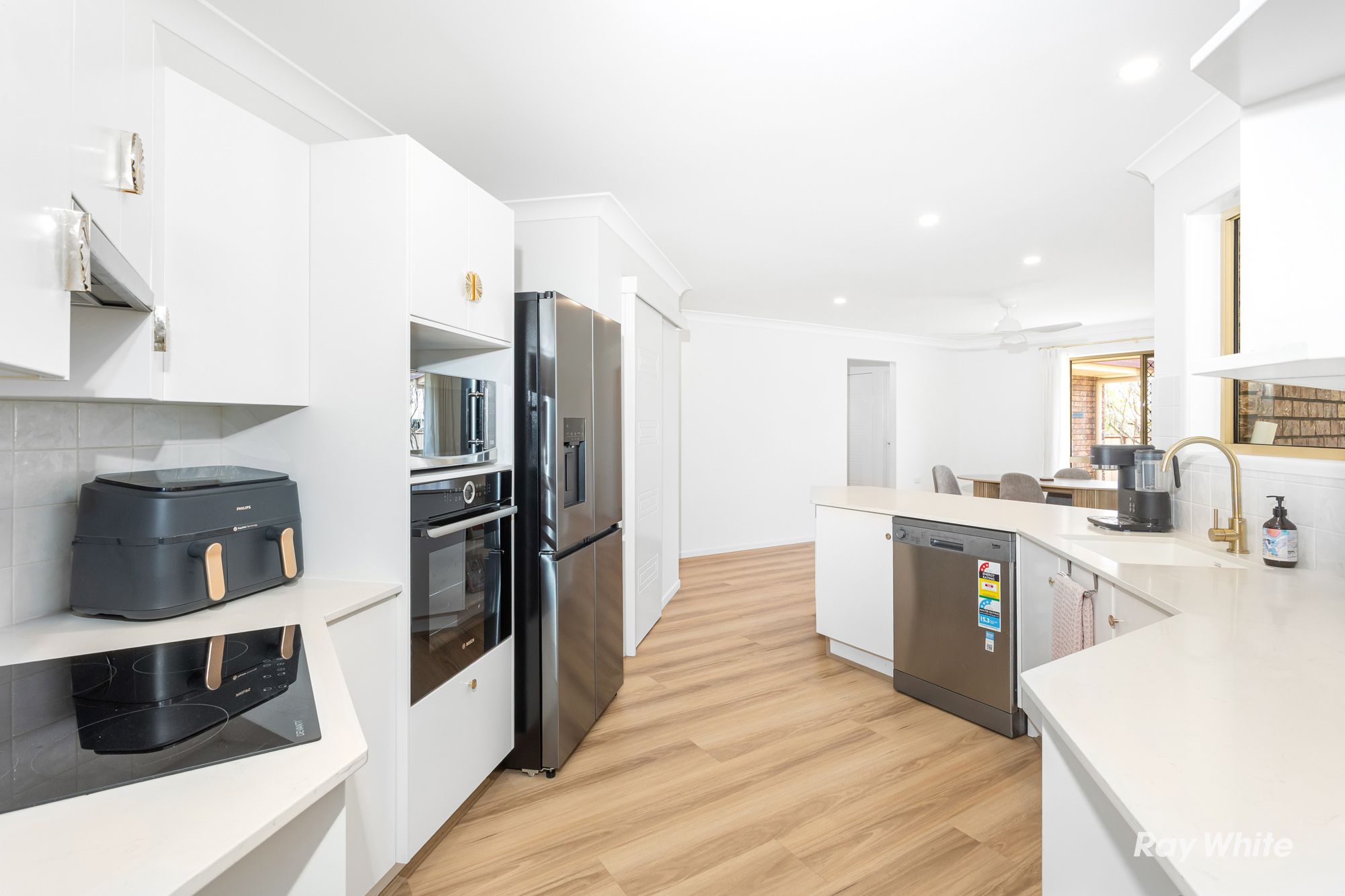 15 Triton Close — photo 5 of 22