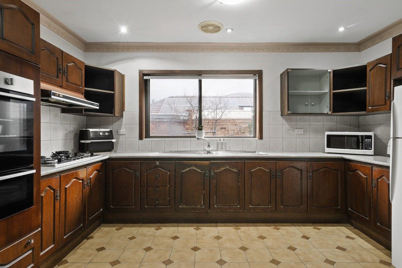 52 Cumberland Road — photo 5 of 14