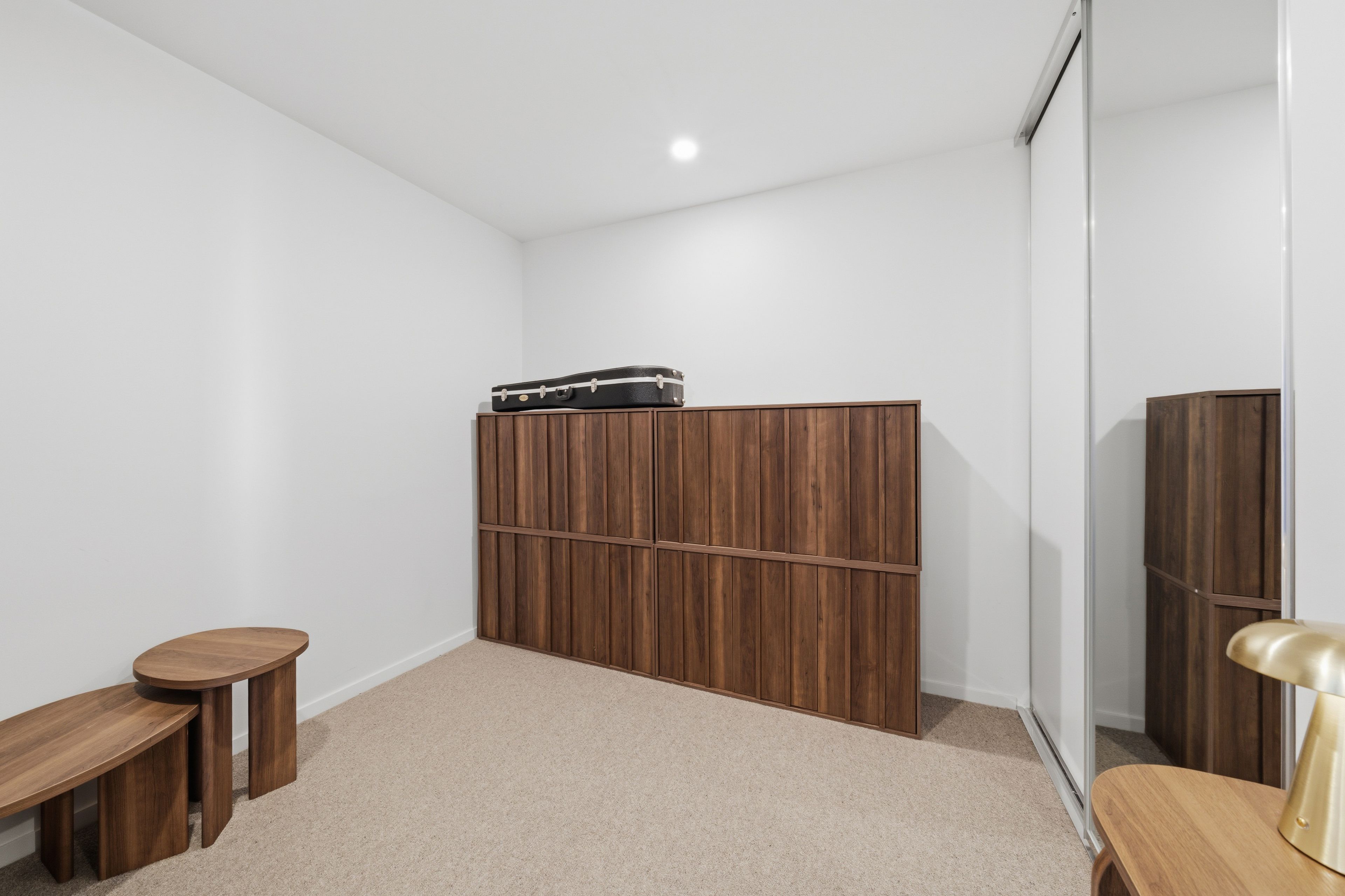 34/11 Irving Street — photo 12 of 29
