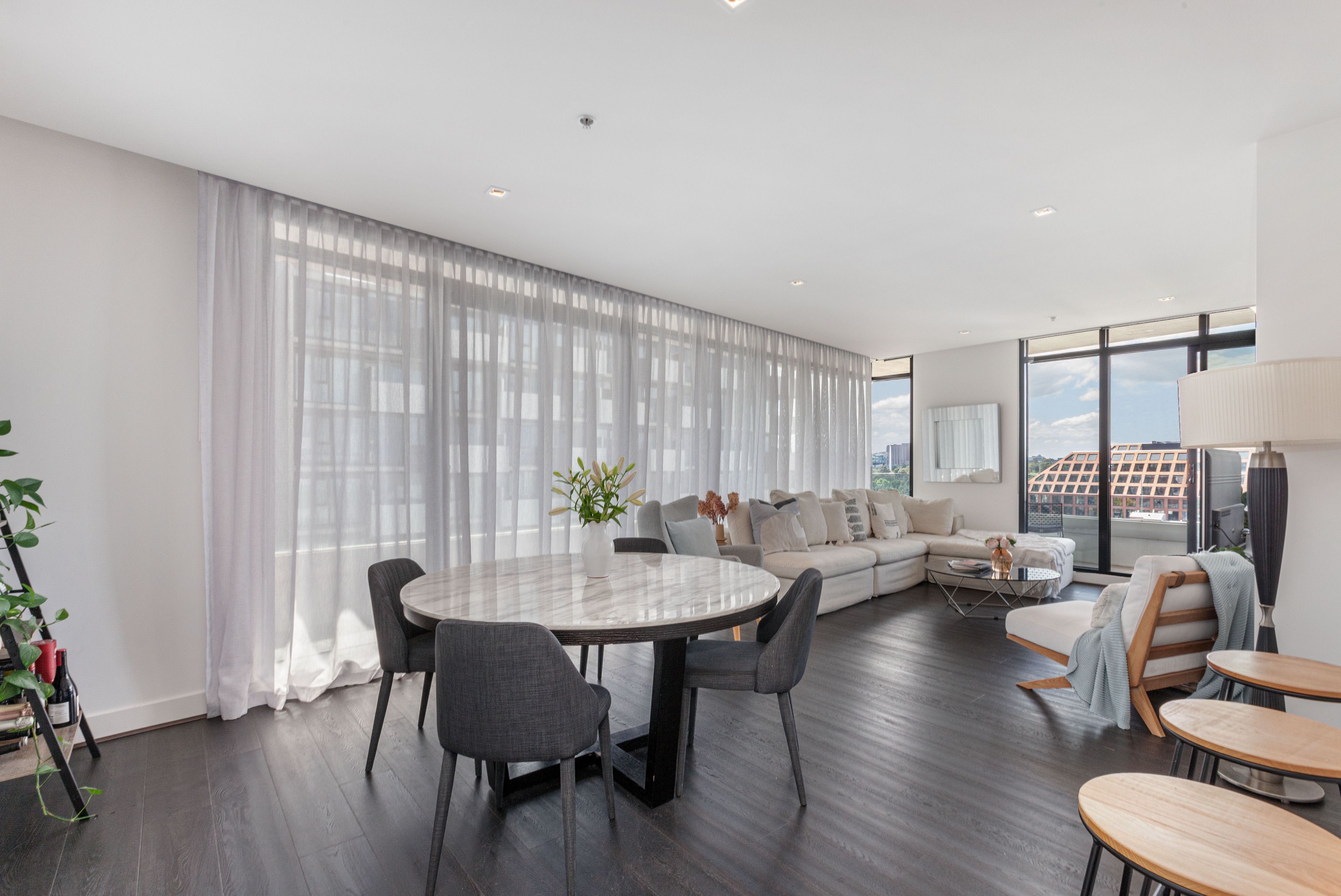 808/163 Cremorne Street — photo from Ray White CRE