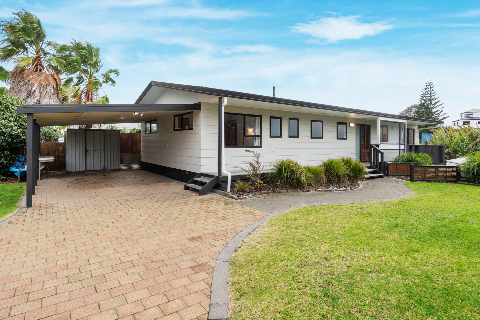 1329 Papamoa Beach Road, Papamoa, Tauranga City Real Estate Ray