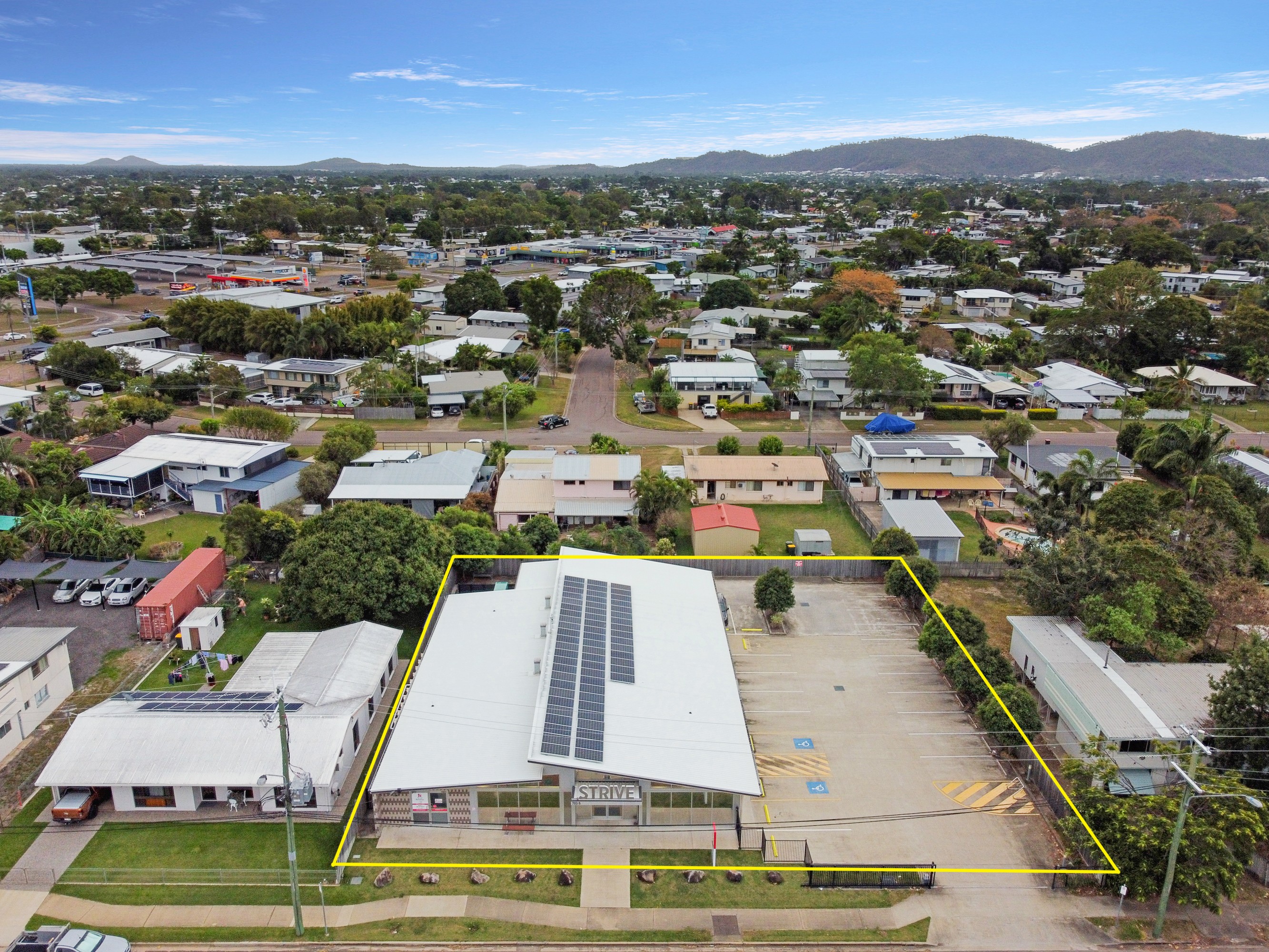 703-705 Ross River Road, Kirwan, QLD 4817