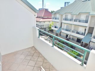 8/21 Edmondstone Street, South Brisbane, QLD 4101