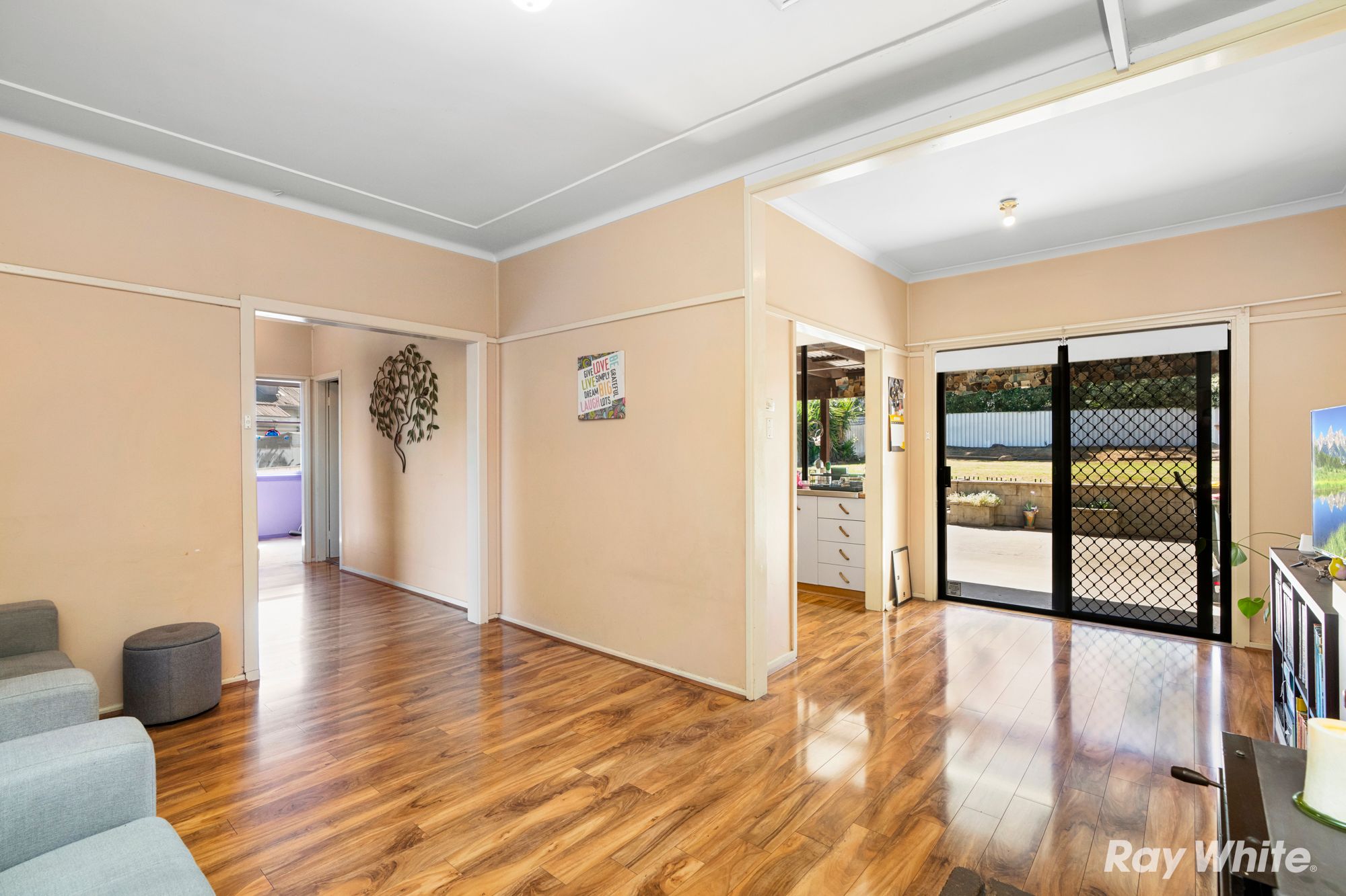1 Gowrie Parade — photo 7 of 13