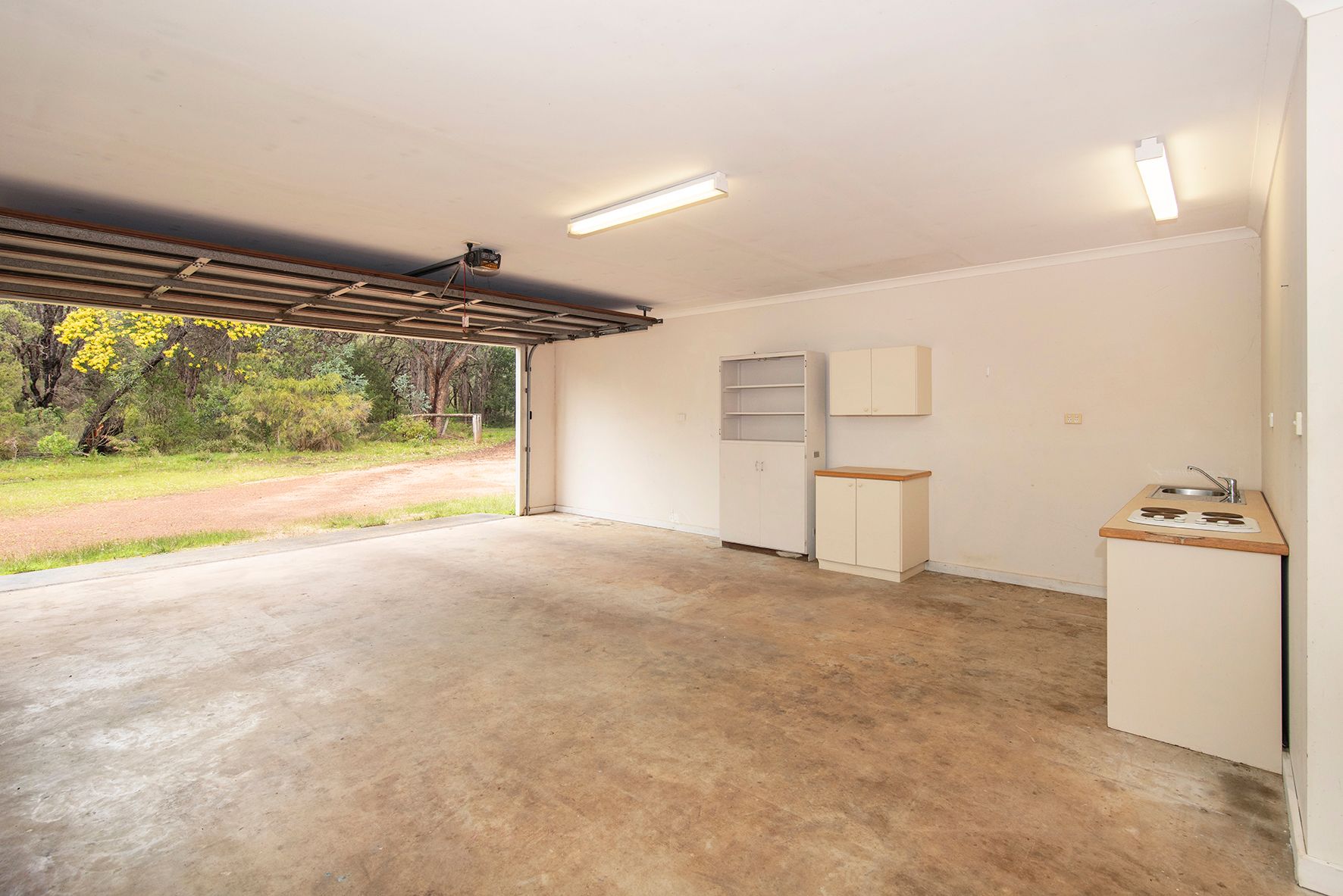 13571 Bussell Highway — photo 14 of 26