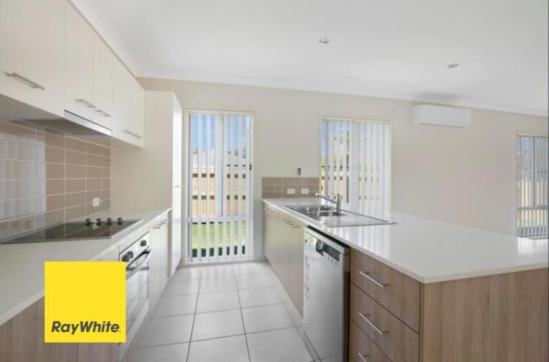 33 Tamatea Drive, Bellbird Park, QLD 4300