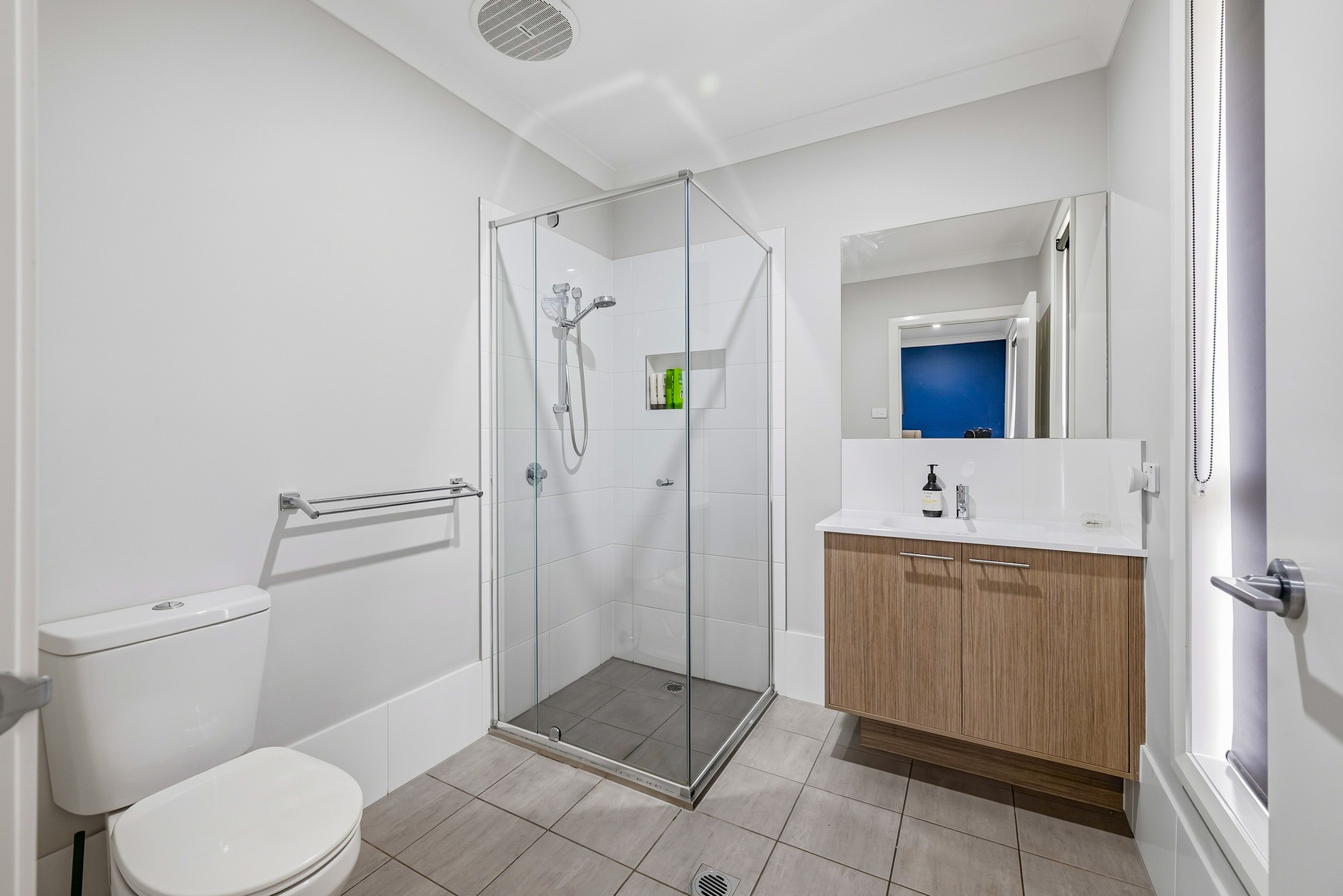 26 Phillips Avenue — photo 8 of 13