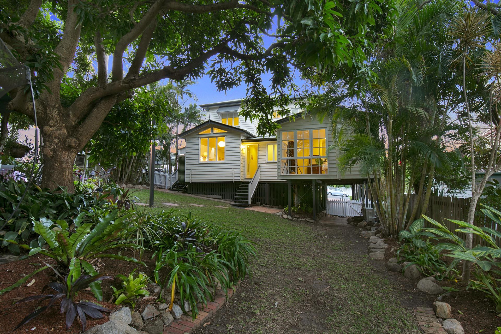 144 Laura Street, Tarragindi, QLD 4121