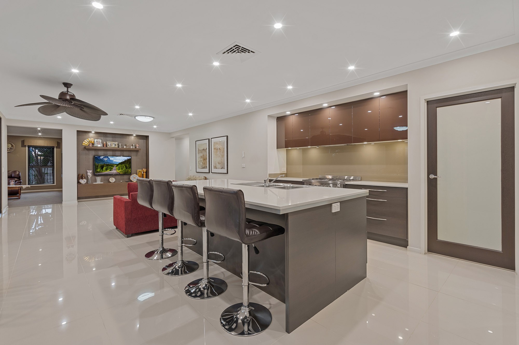 19 Treetops Street, Yarrabilba, QLD 4207