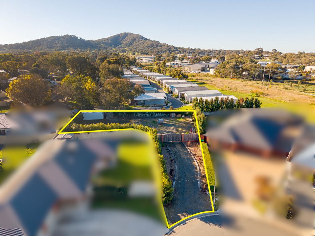 315 Baxter Court — photo from Ray White Albury Central
