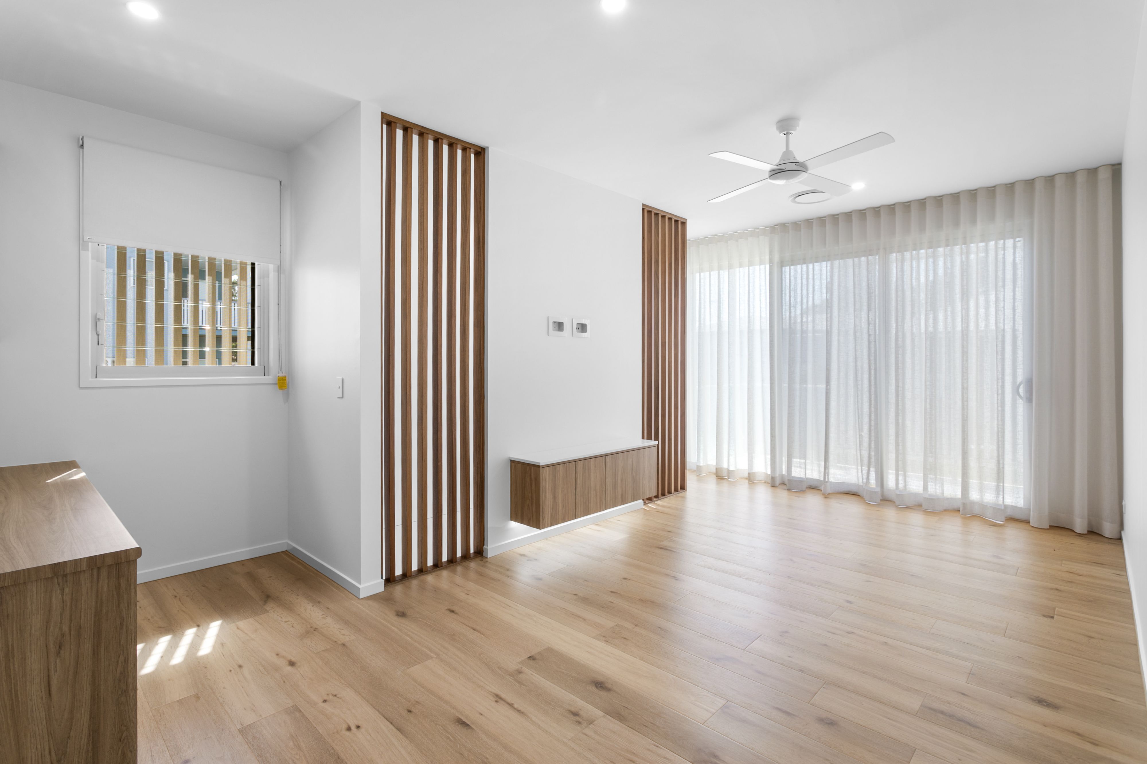 3/2-4 Collins Street — photo 9 of 17