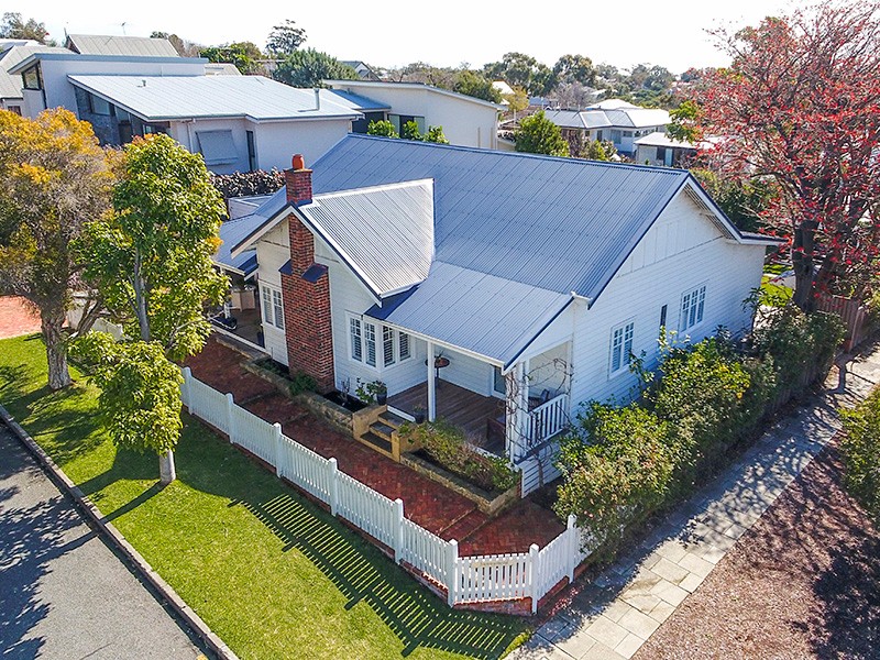 23 Saunders Street, Swanbourne, WA 6010
