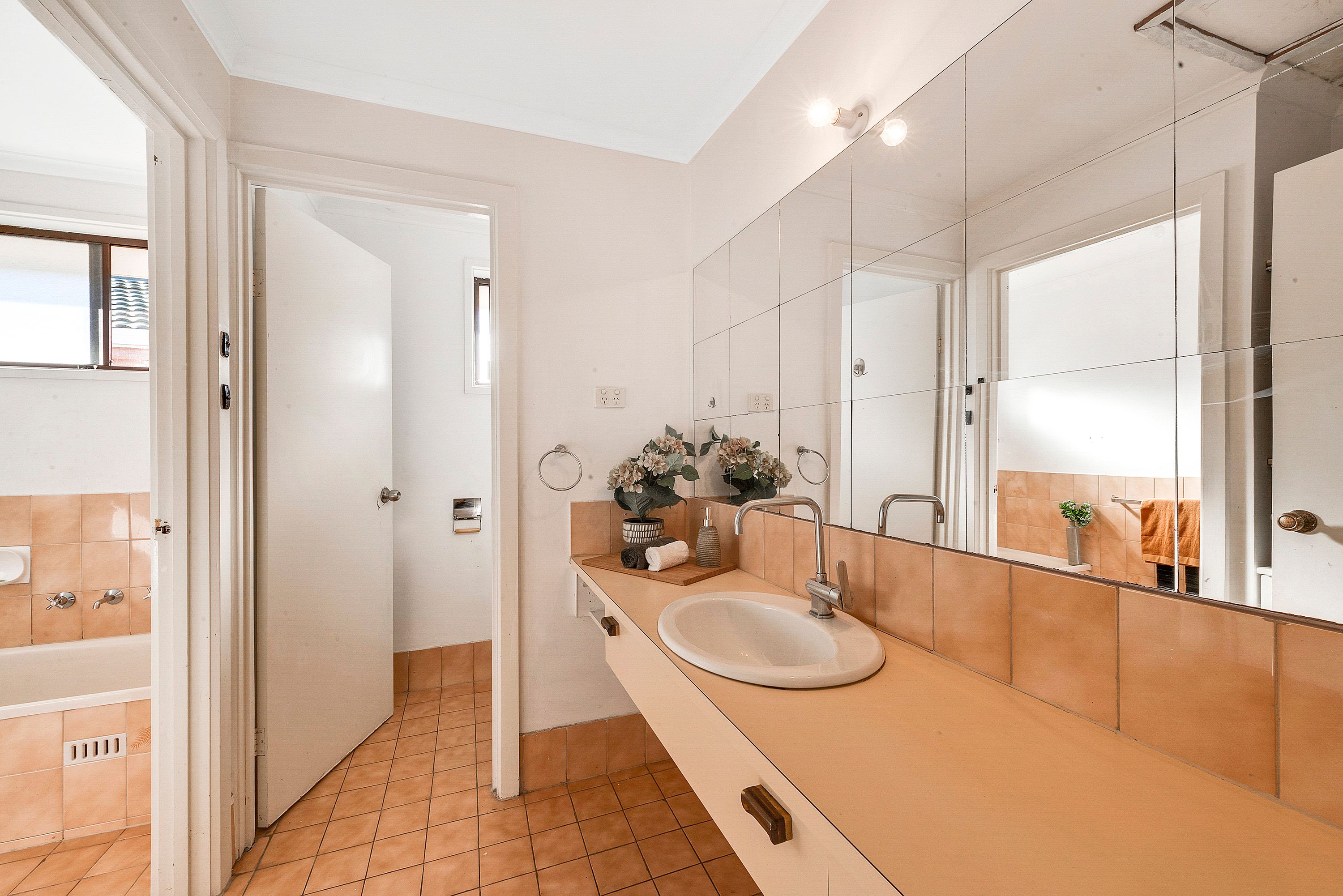 2 Hawthorn Terrace — photo 12 of 21