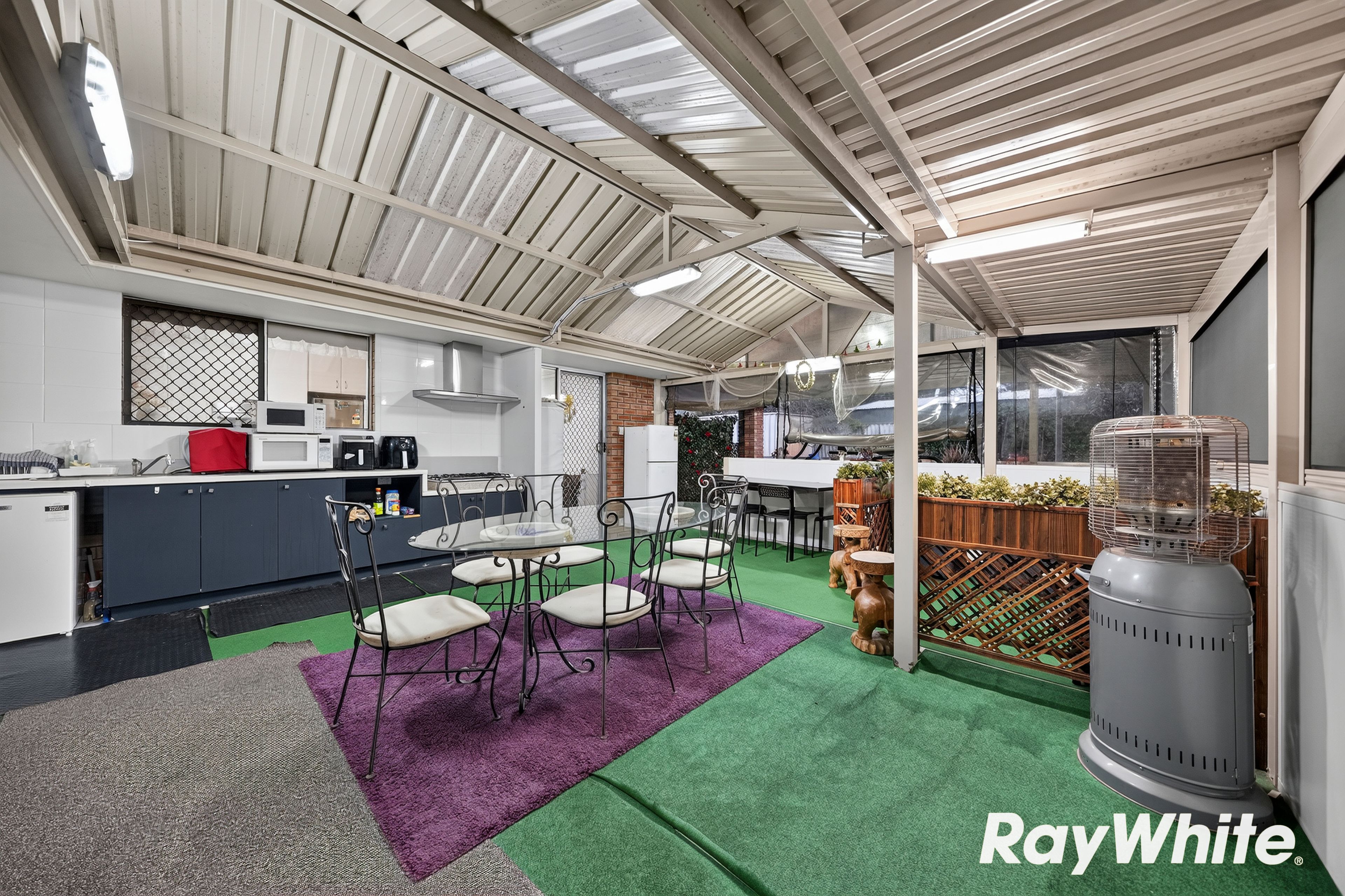 7 Rumble Street — photo 23 of 29