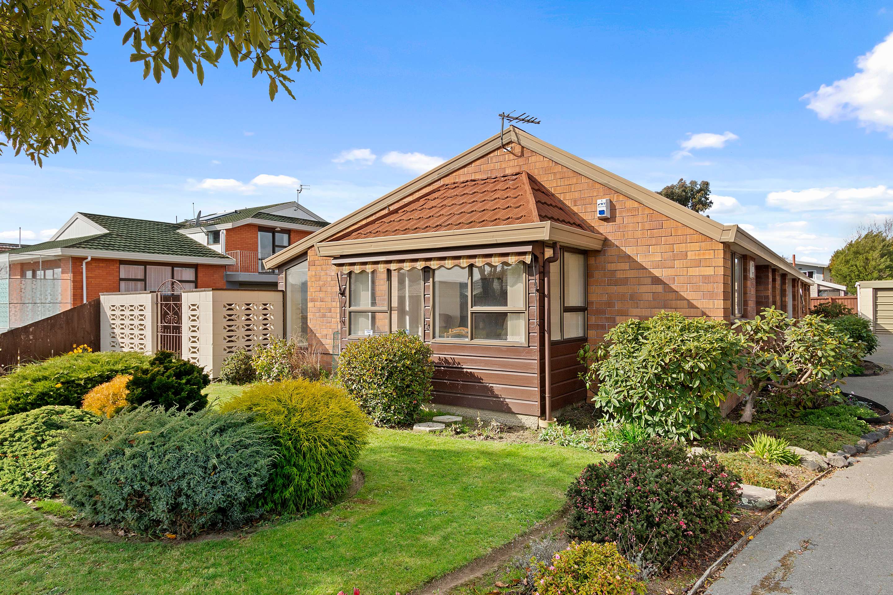 1/52 Highsted Road, Christchurch City Real Estate Ray