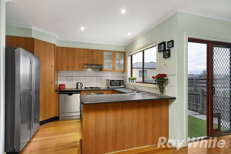 2/21 Roberts Avenue, Mulgrave, VIC 3170