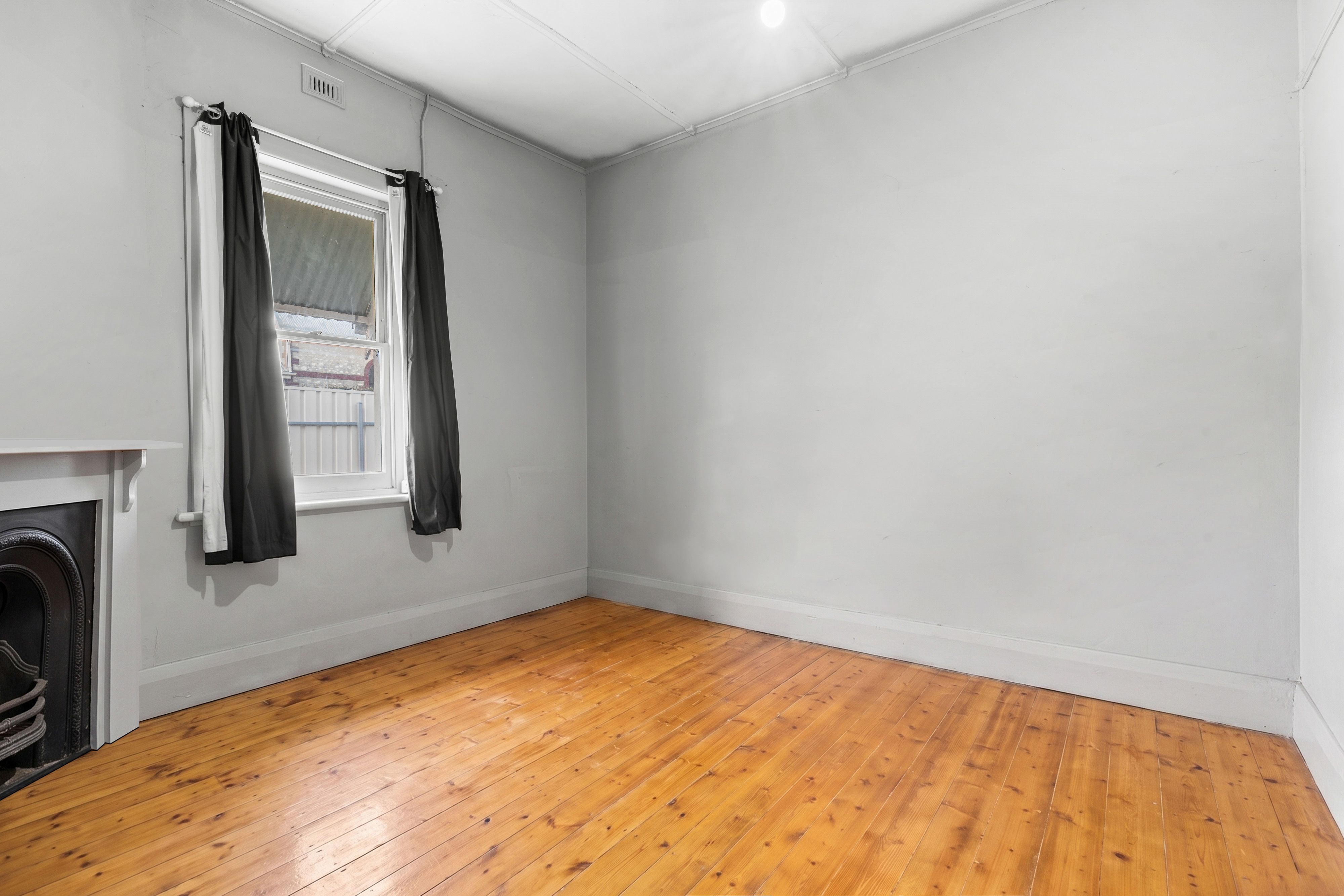 21 Clara Street — photo 4 of 23
