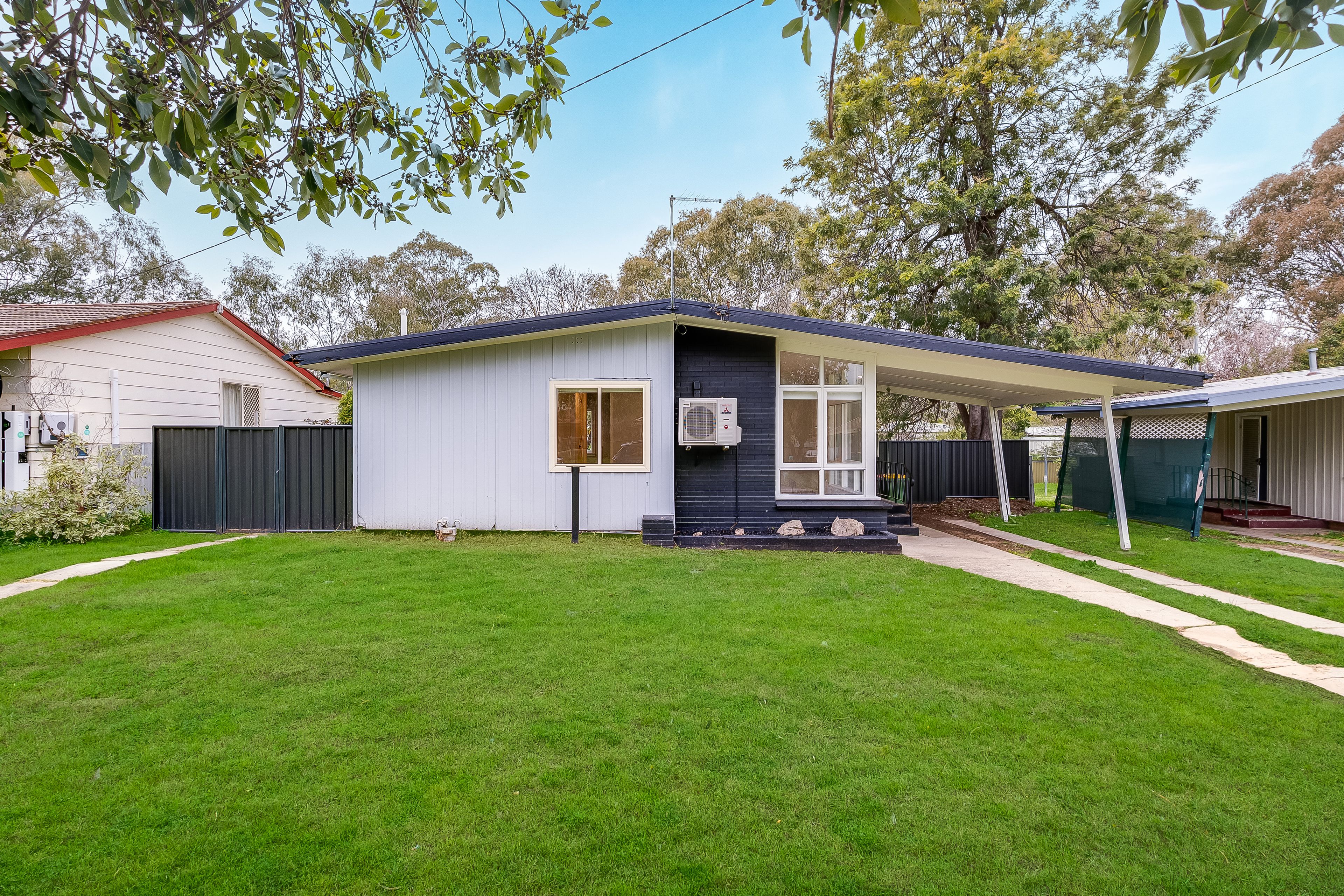 900 Captain Cook Drive — photo 9 of 12