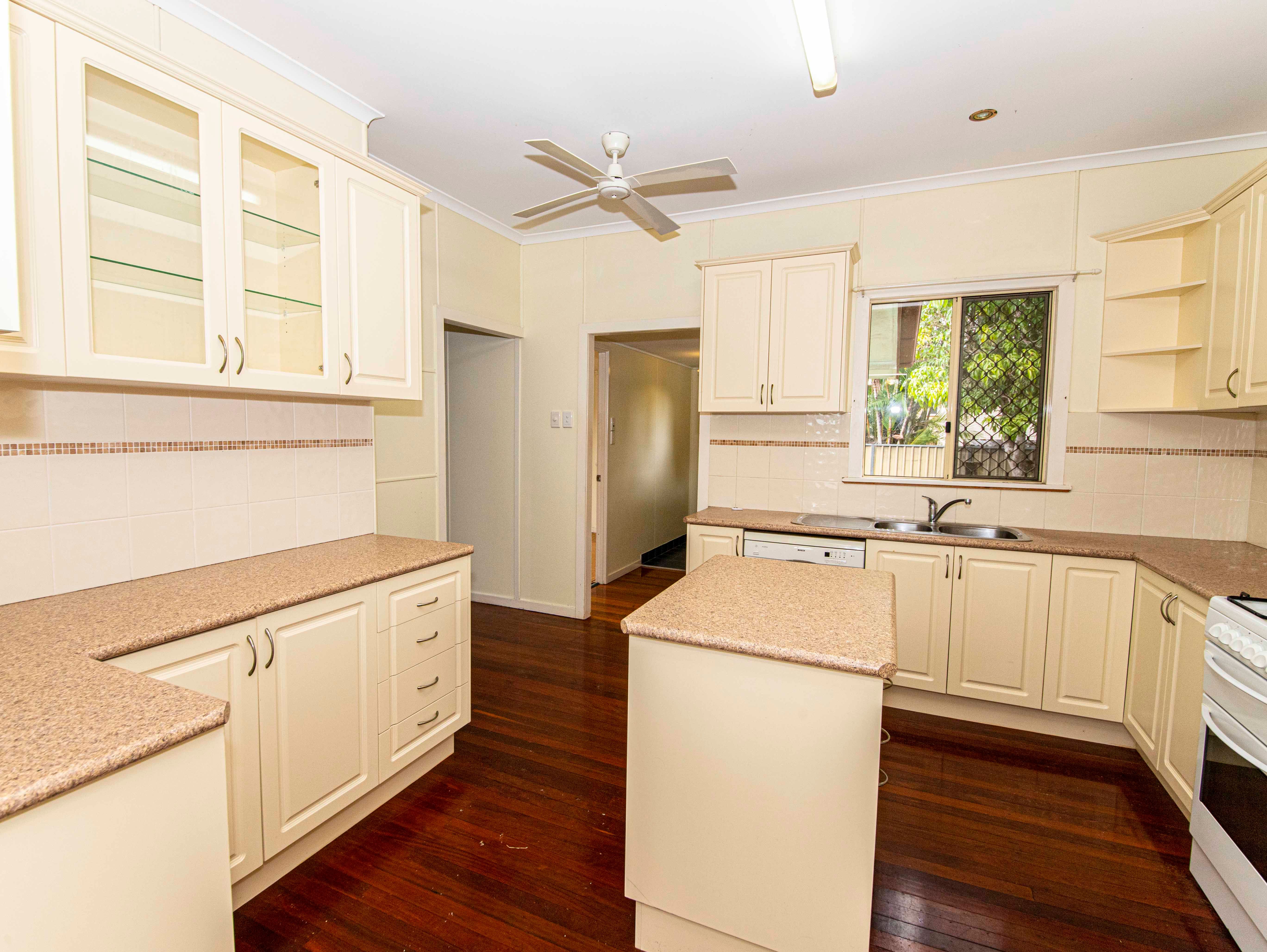 12 Hunter Street, Maryborough, QLD 4650