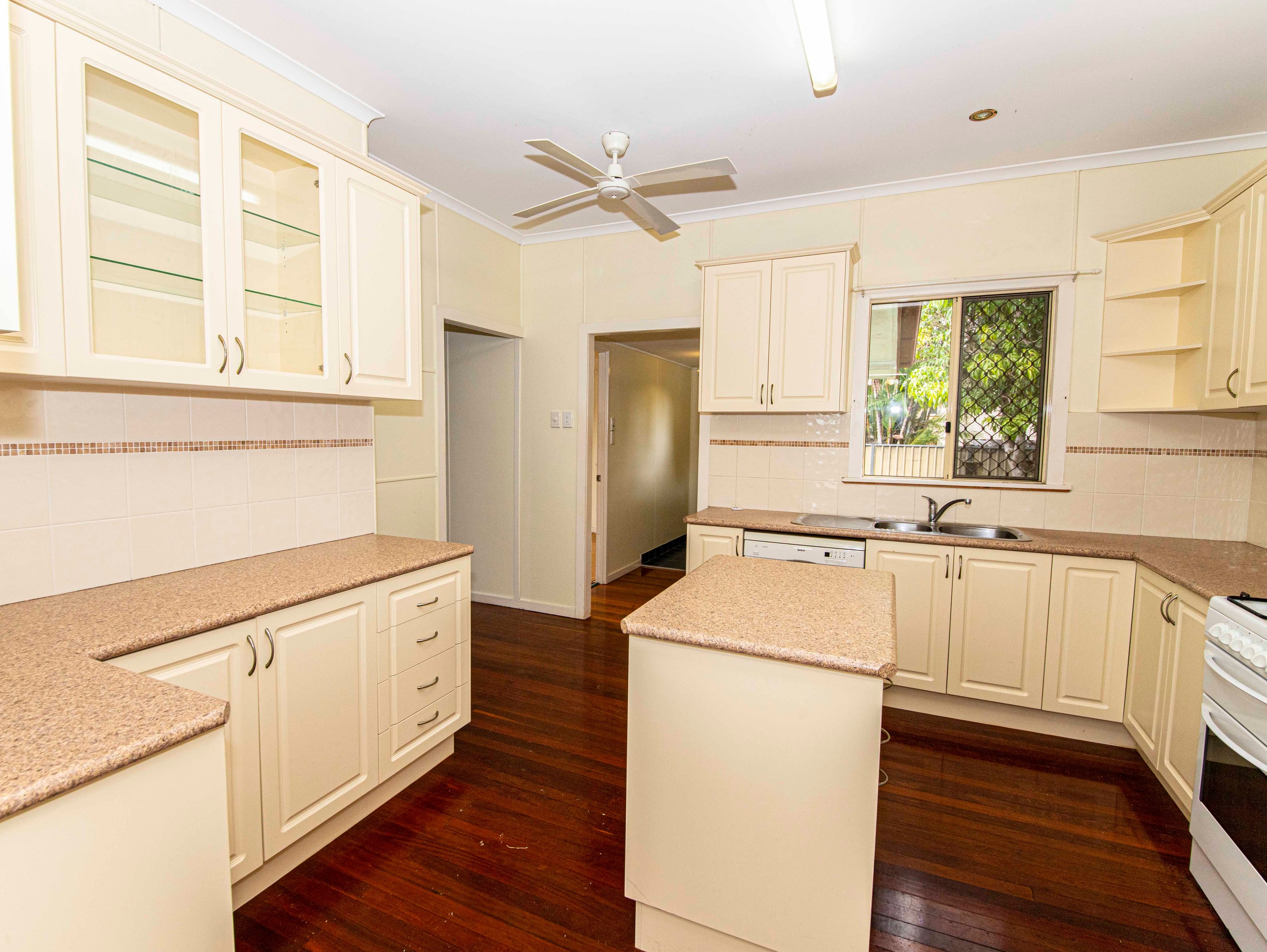 12 Hunter Street, Maryborough, QLD 4650