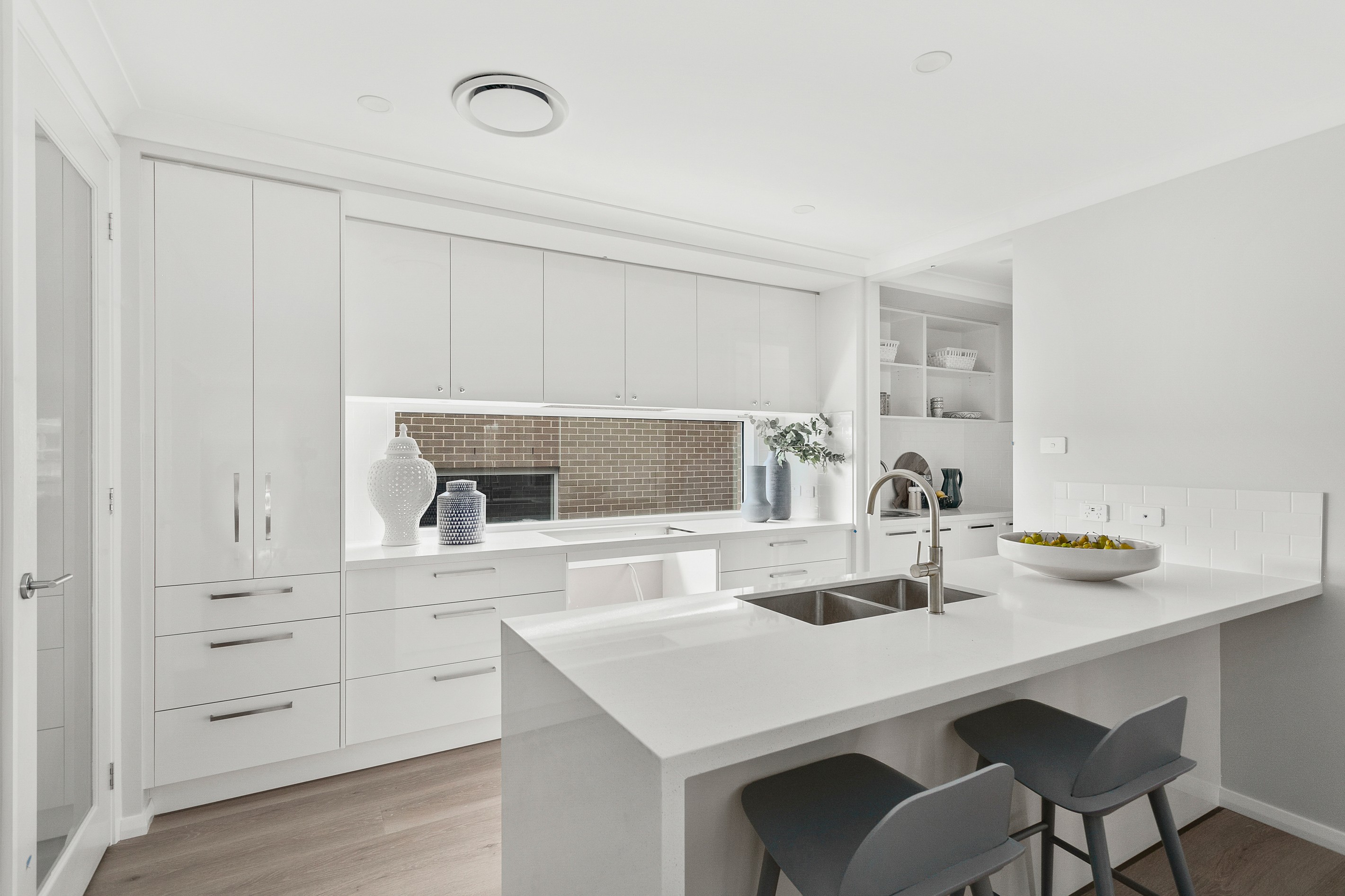 241 Ashburton Drive, Albion Park, NSW 2527