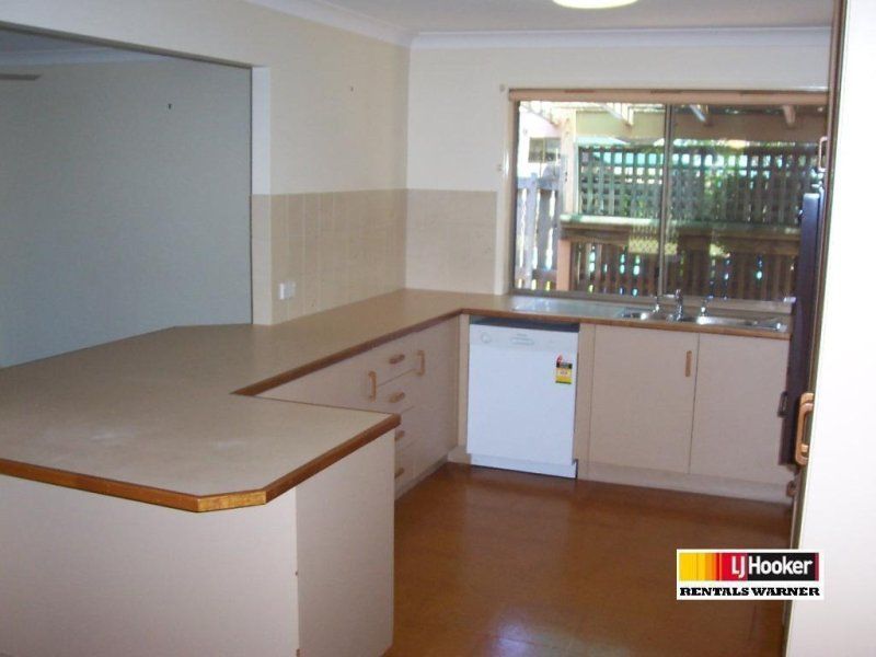 100 Faheys Road West, Albany Creek, QLD 4035