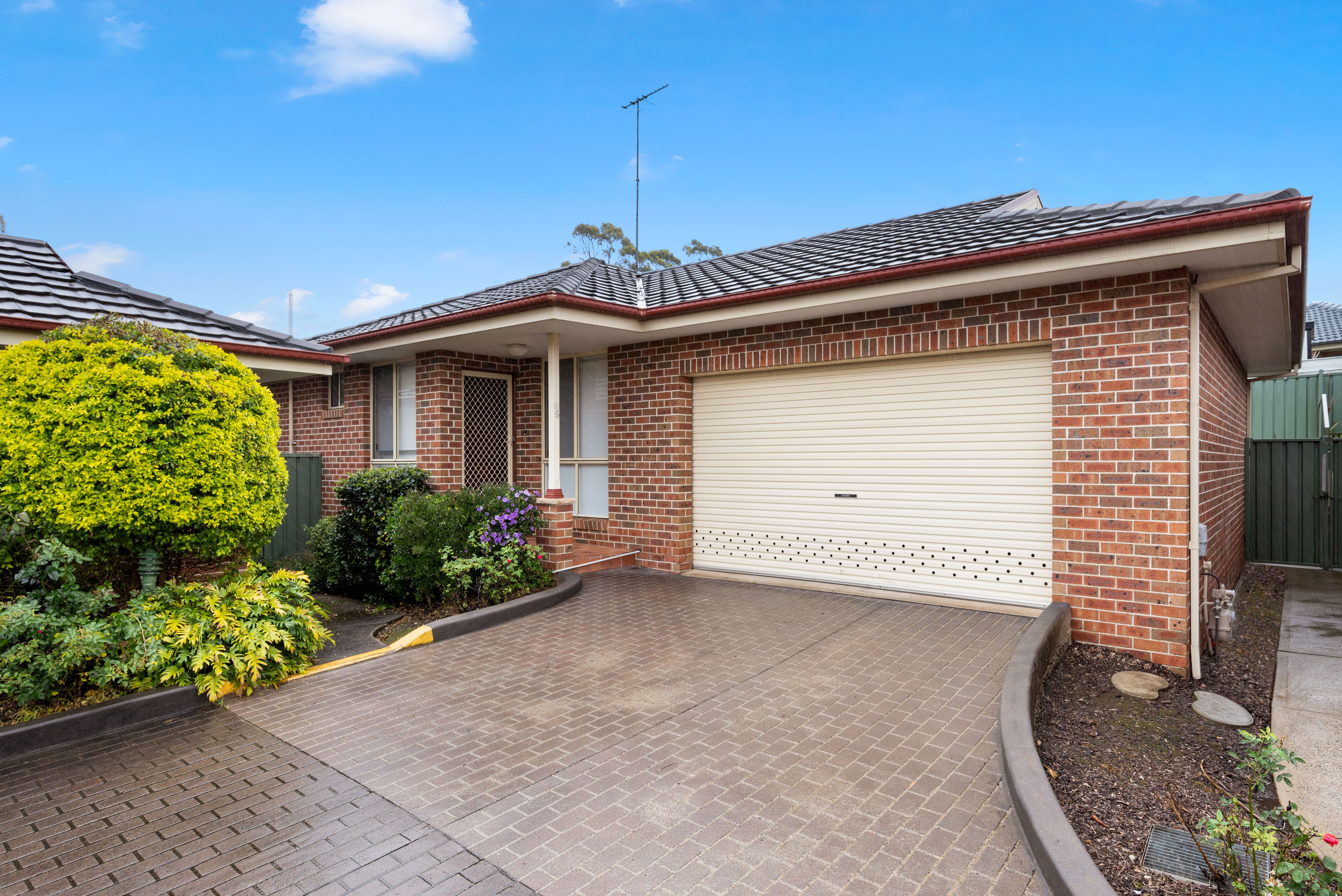 5/19 Azalea Place, Macquarie Fields, NSW 2564 - Sold Villa - Ray White ...