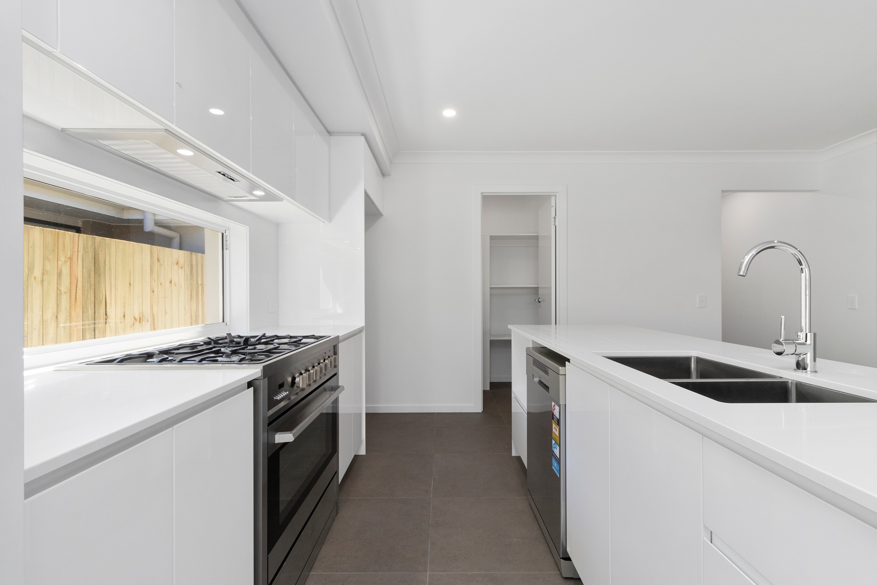 5 Hana Street, Park Ridge, QLD 4125