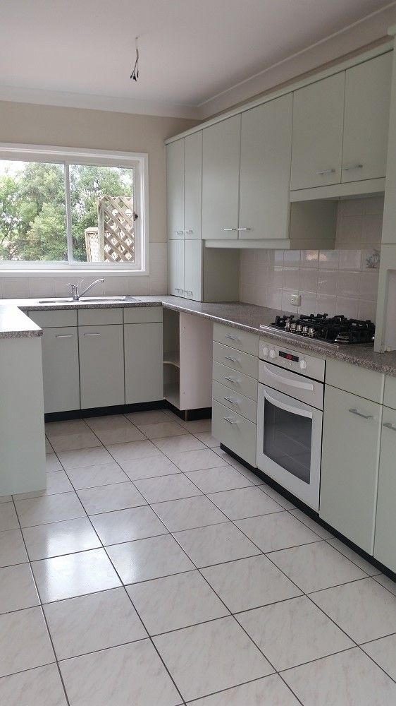 6 Queenscliff, Woodbine, NSW 2560