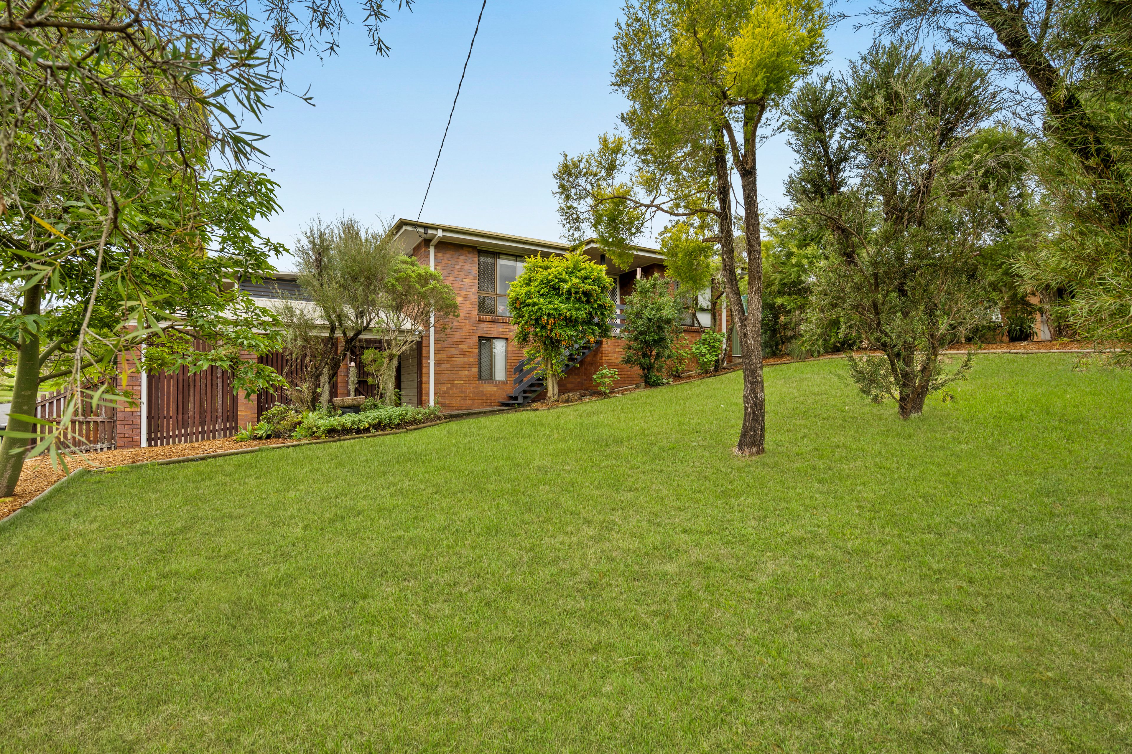21 Glenelg Drive, Brassall, QLD 4305