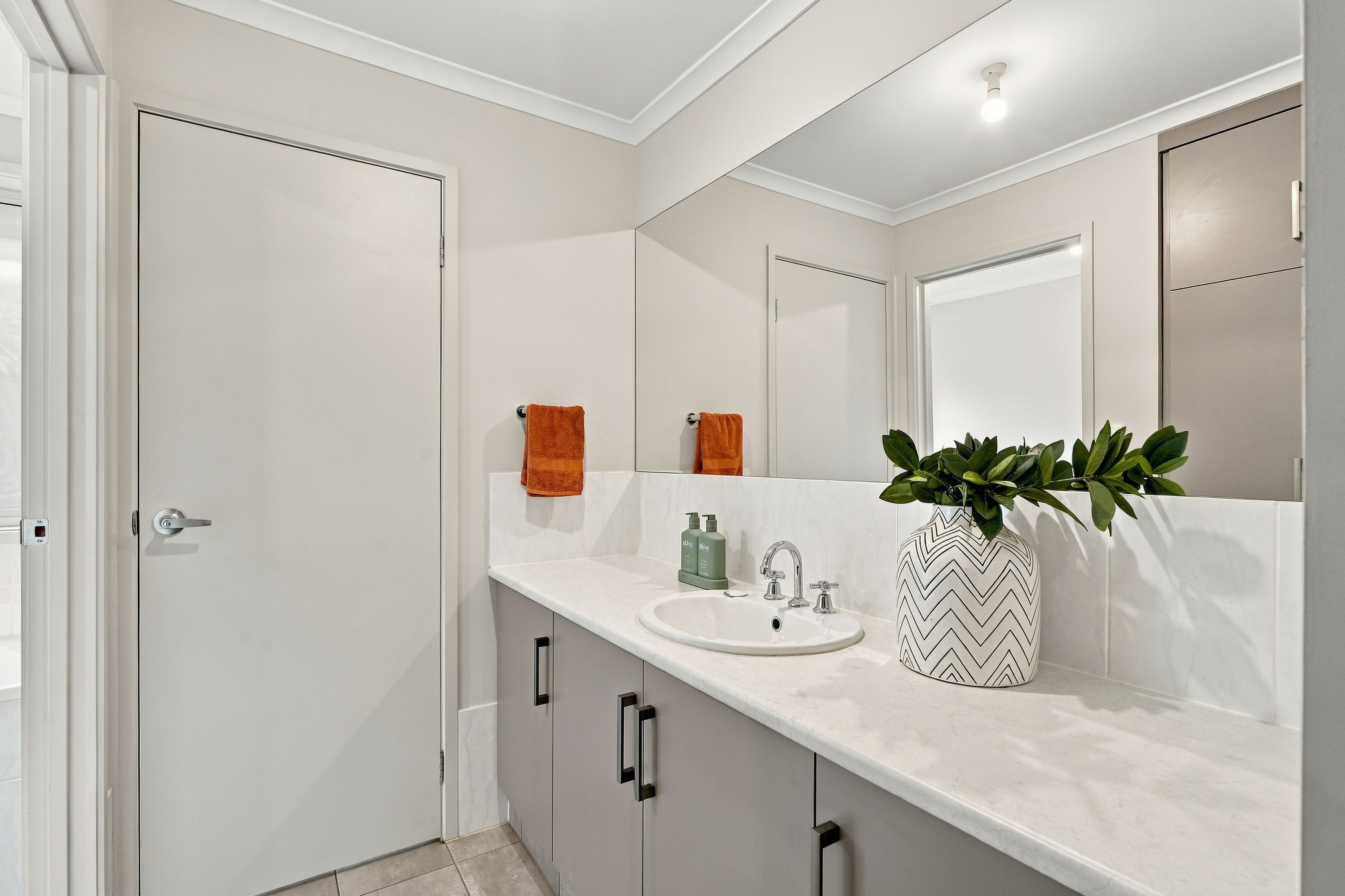 8 Levant Street — photo 7 of 17